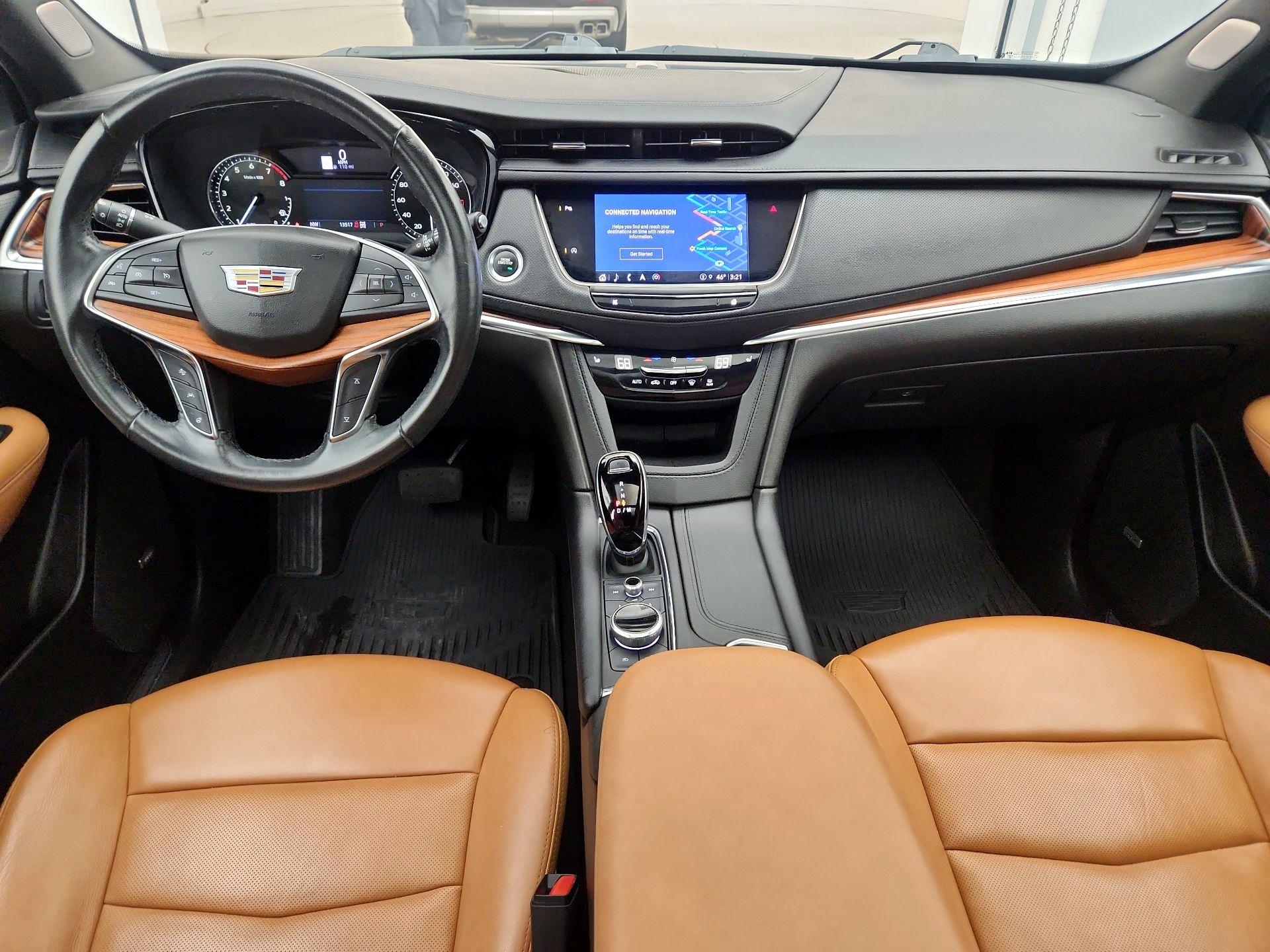 Thumbnail: 2023 Cadillac XT5 - 9