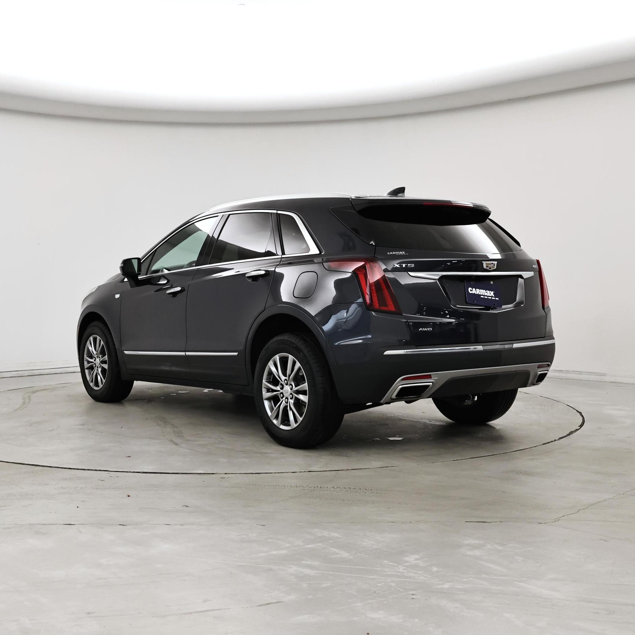Thumbnail: 2023 Cadillac XT5 - 2
