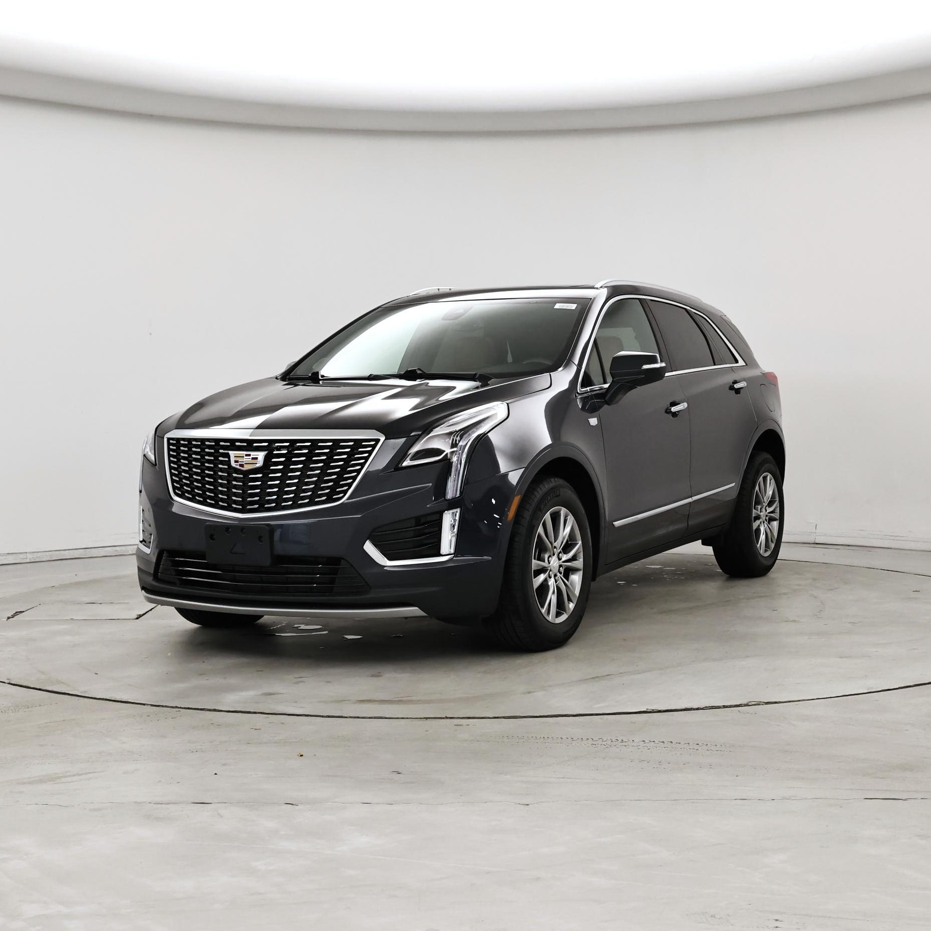 Thumbnail: 2023 Cadillac XT5 - 4
