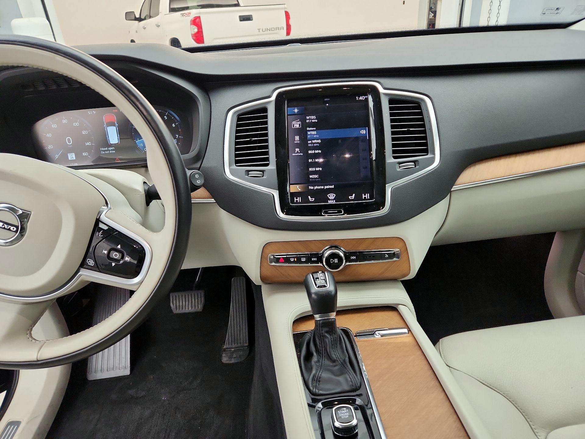 Thumbnail: 2022 Volvo XC90 - 9