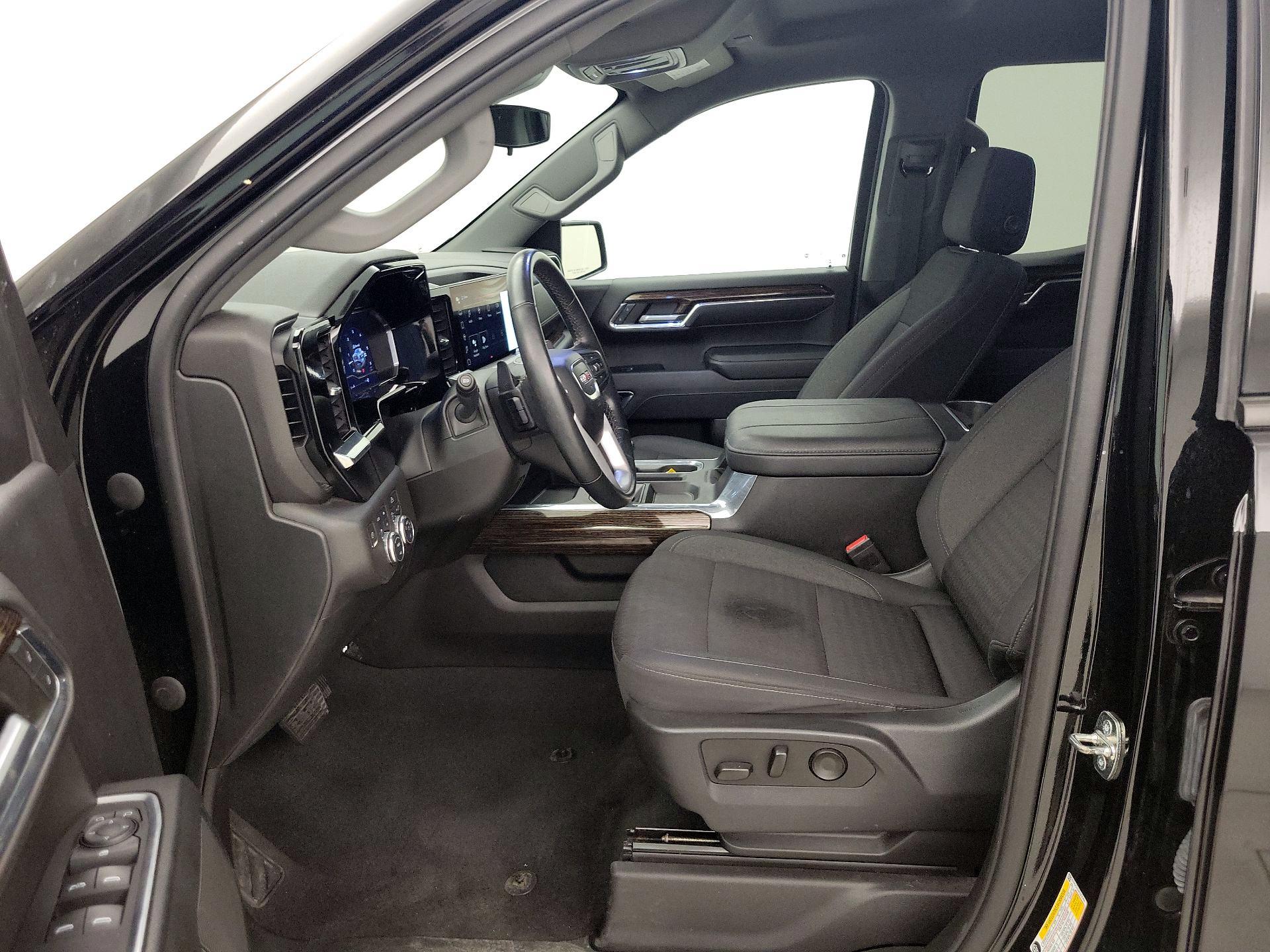 Thumbnail: 2023 GMC Sierra 1500 - 11