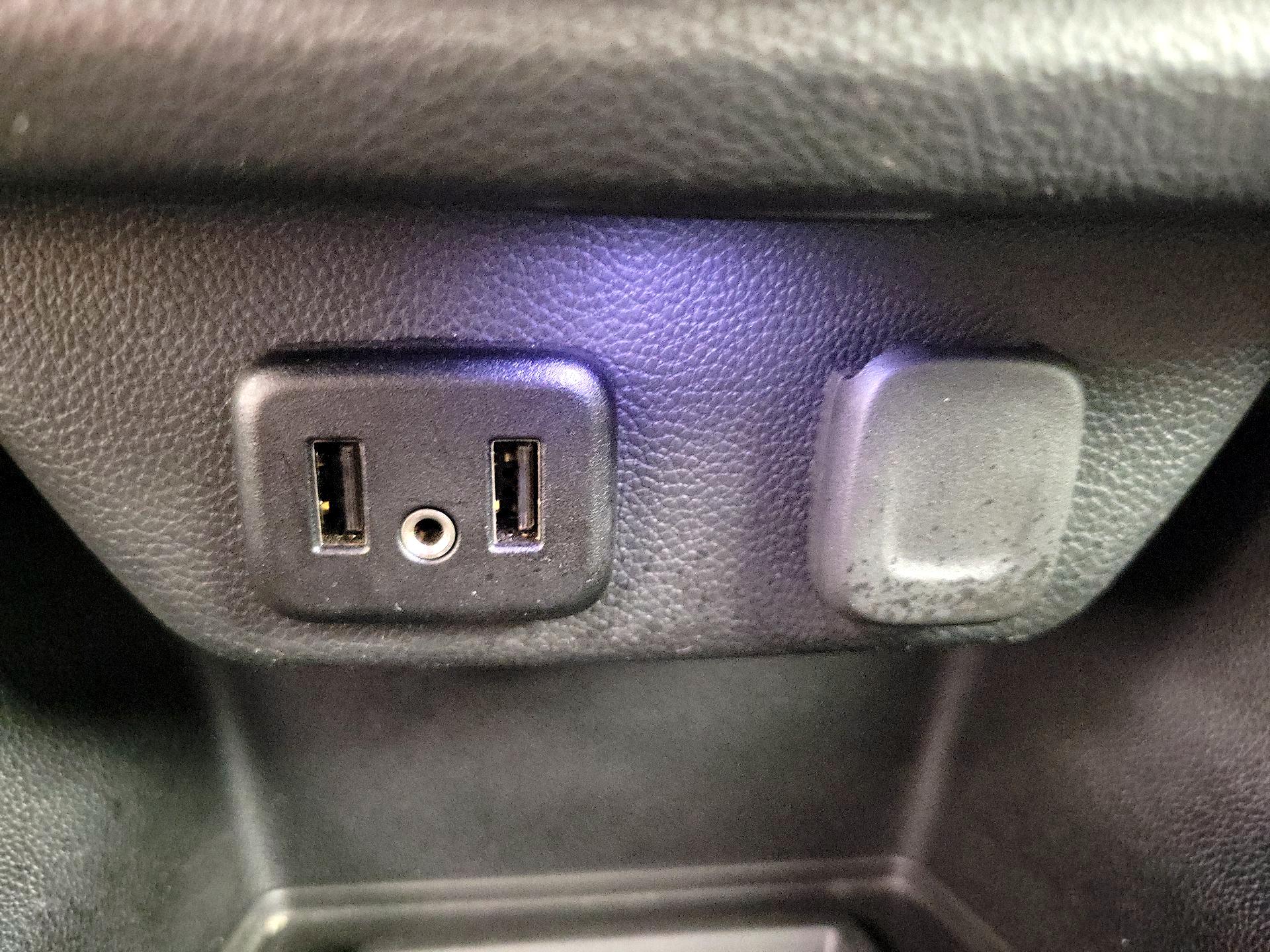 Thumbnail: 2023 Chevrolet Traverse - 18