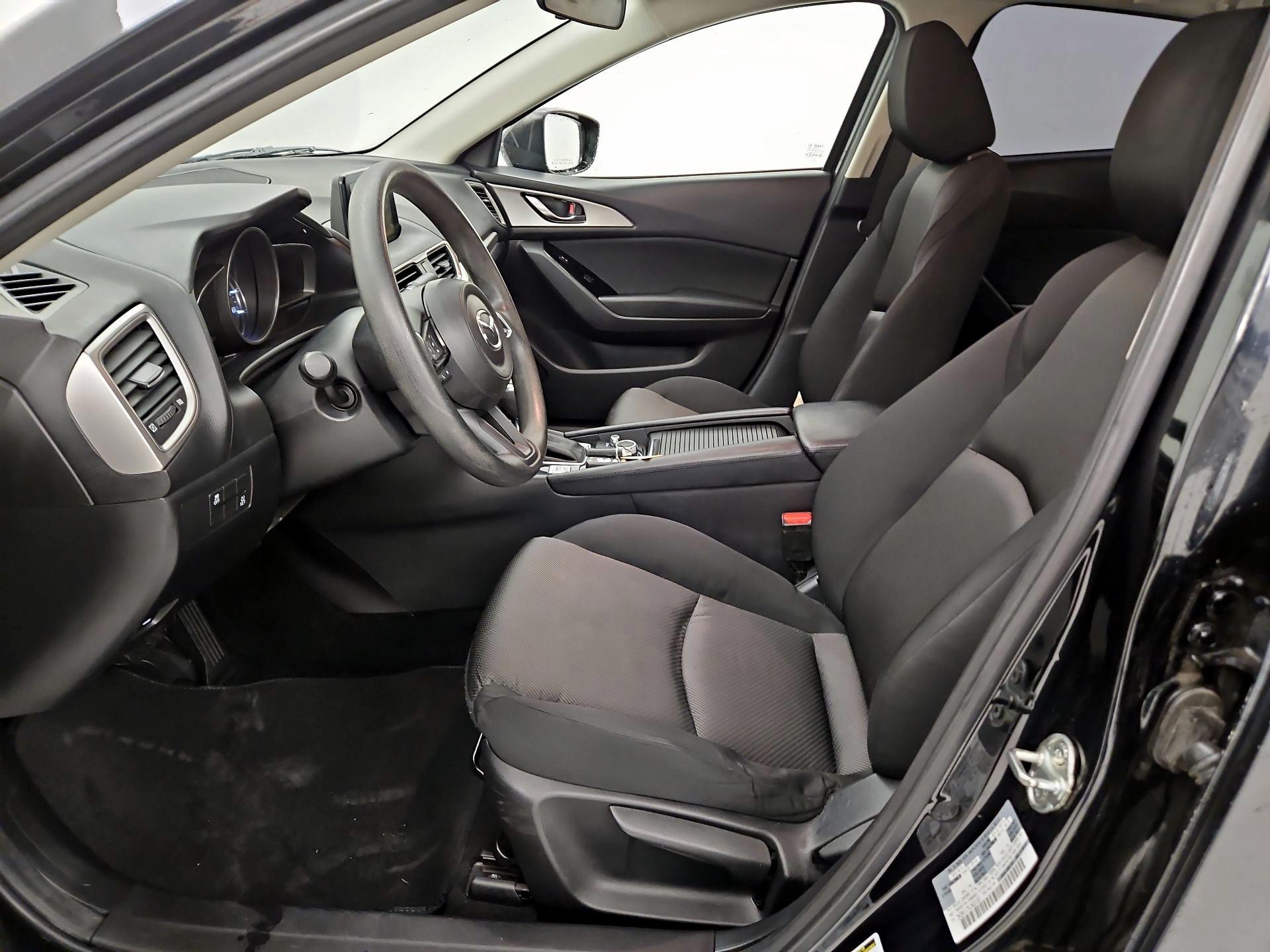 Thumbnail: 2018 Mazda Mazda3 - 11