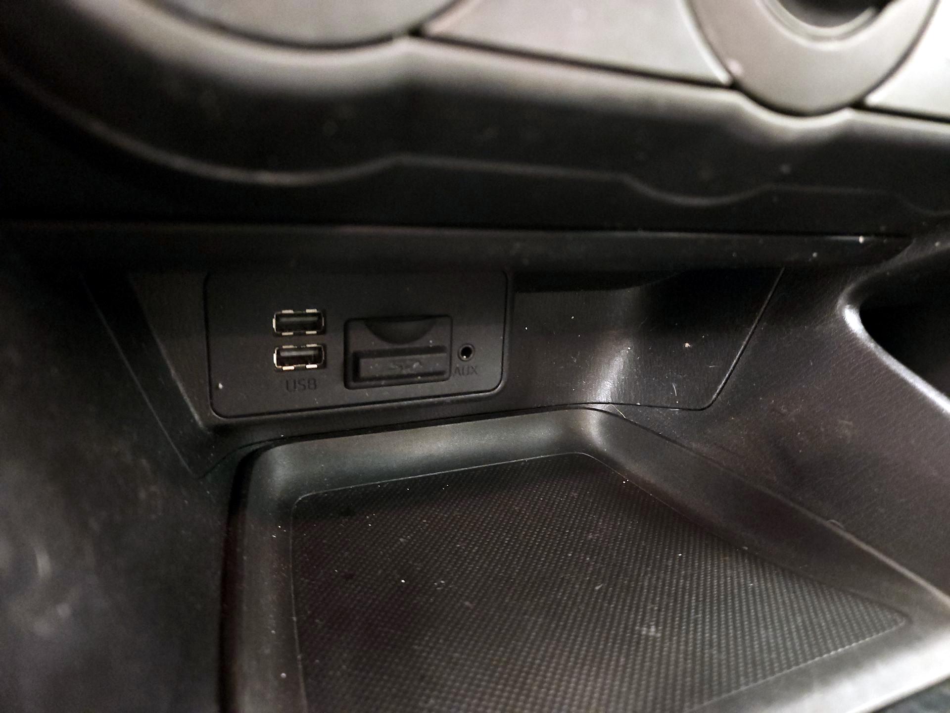 Thumbnail: 2018 Mazda Mazda3 - 18