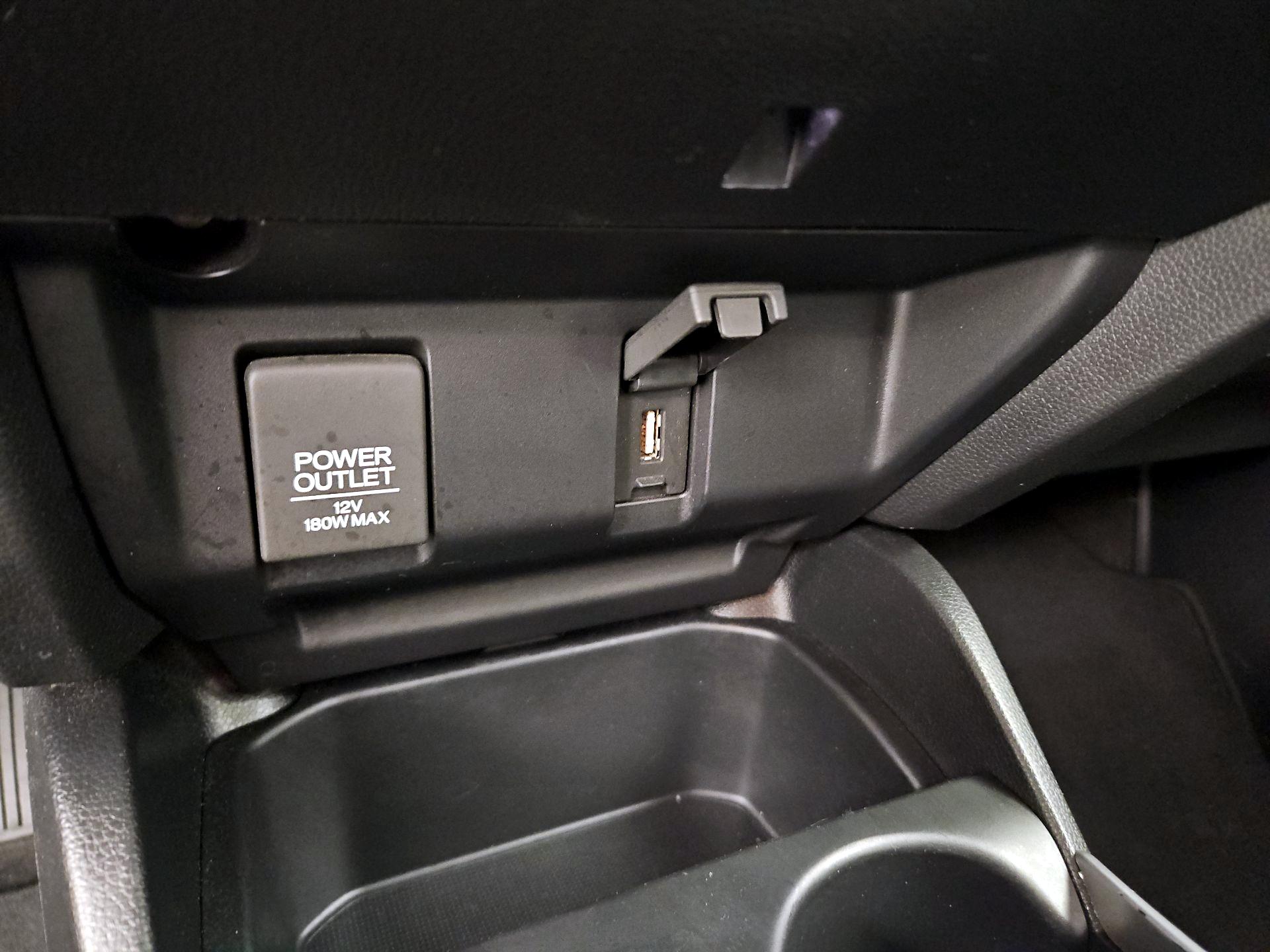 Thumbnail: 2018 Honda Fit - 18