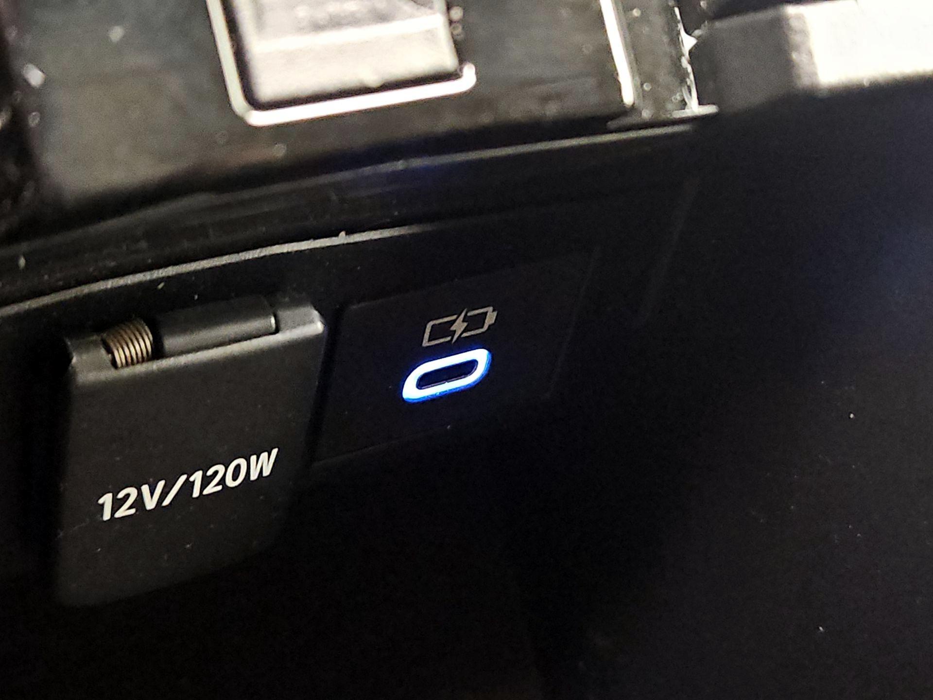 Thumbnail: 2022 Toyota Corolla - 18