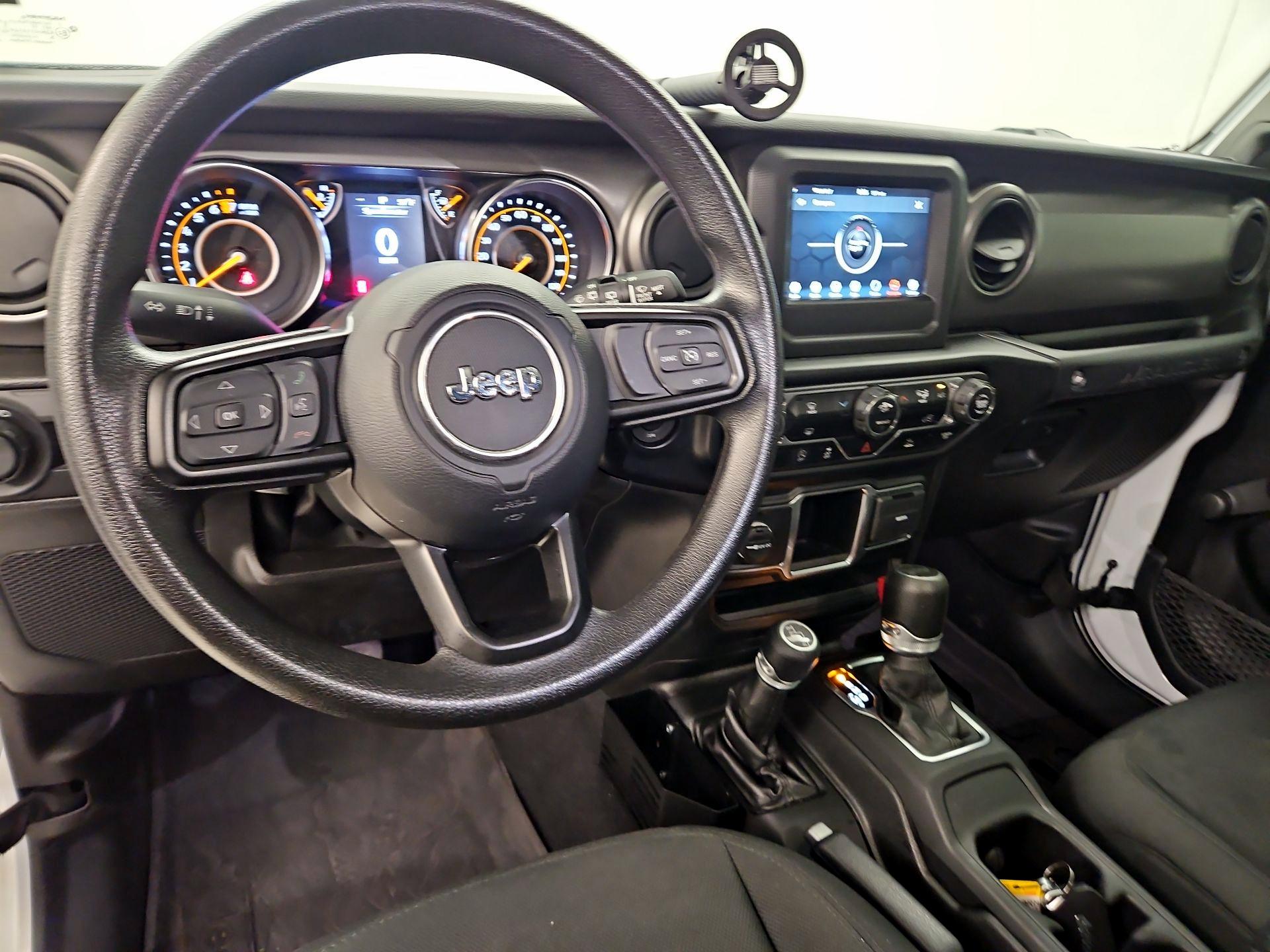 Thumbnail: 2022 Jeep Wrangler - 9