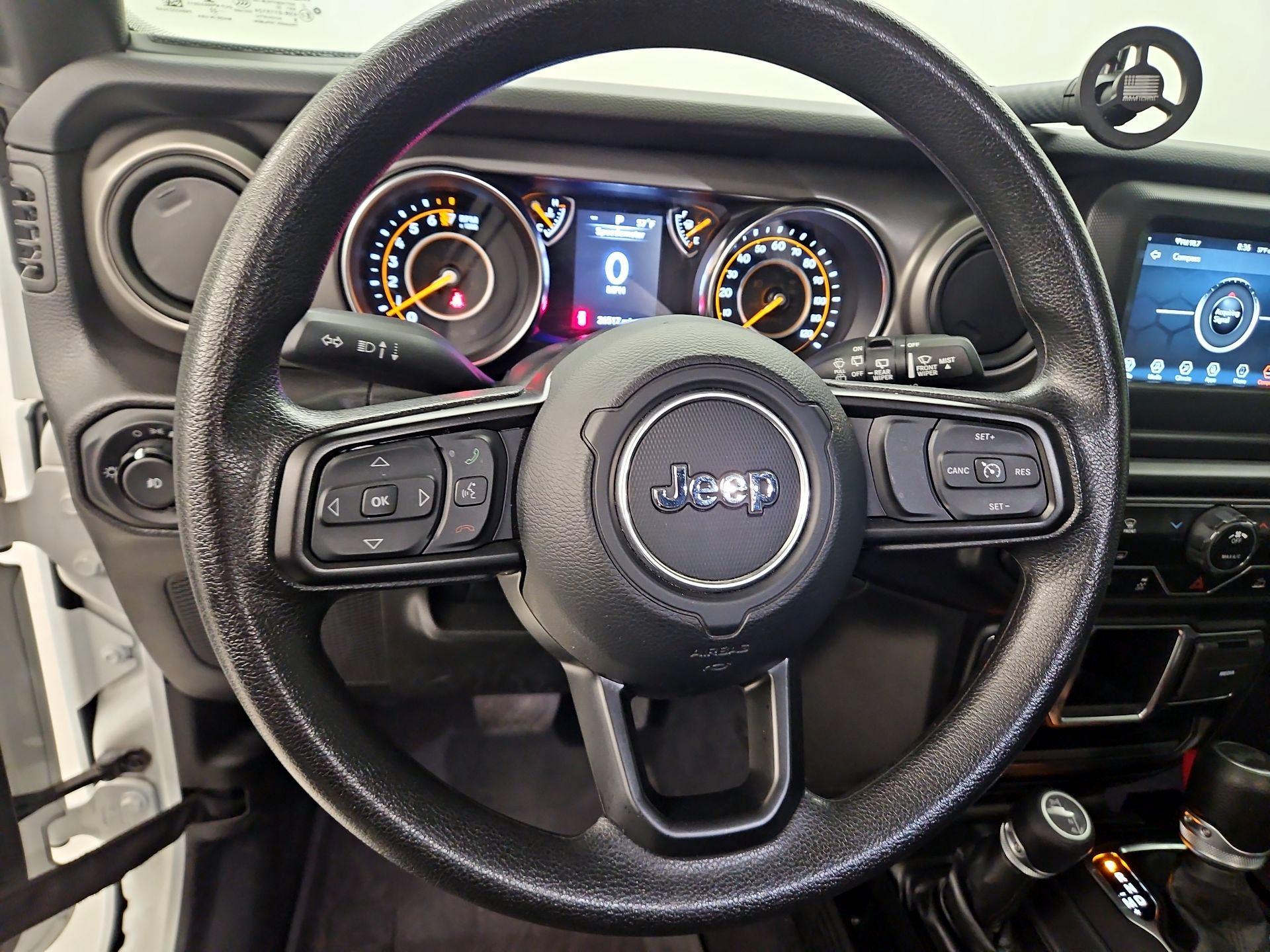 Thumbnail: 2022 Jeep Wrangler - 10