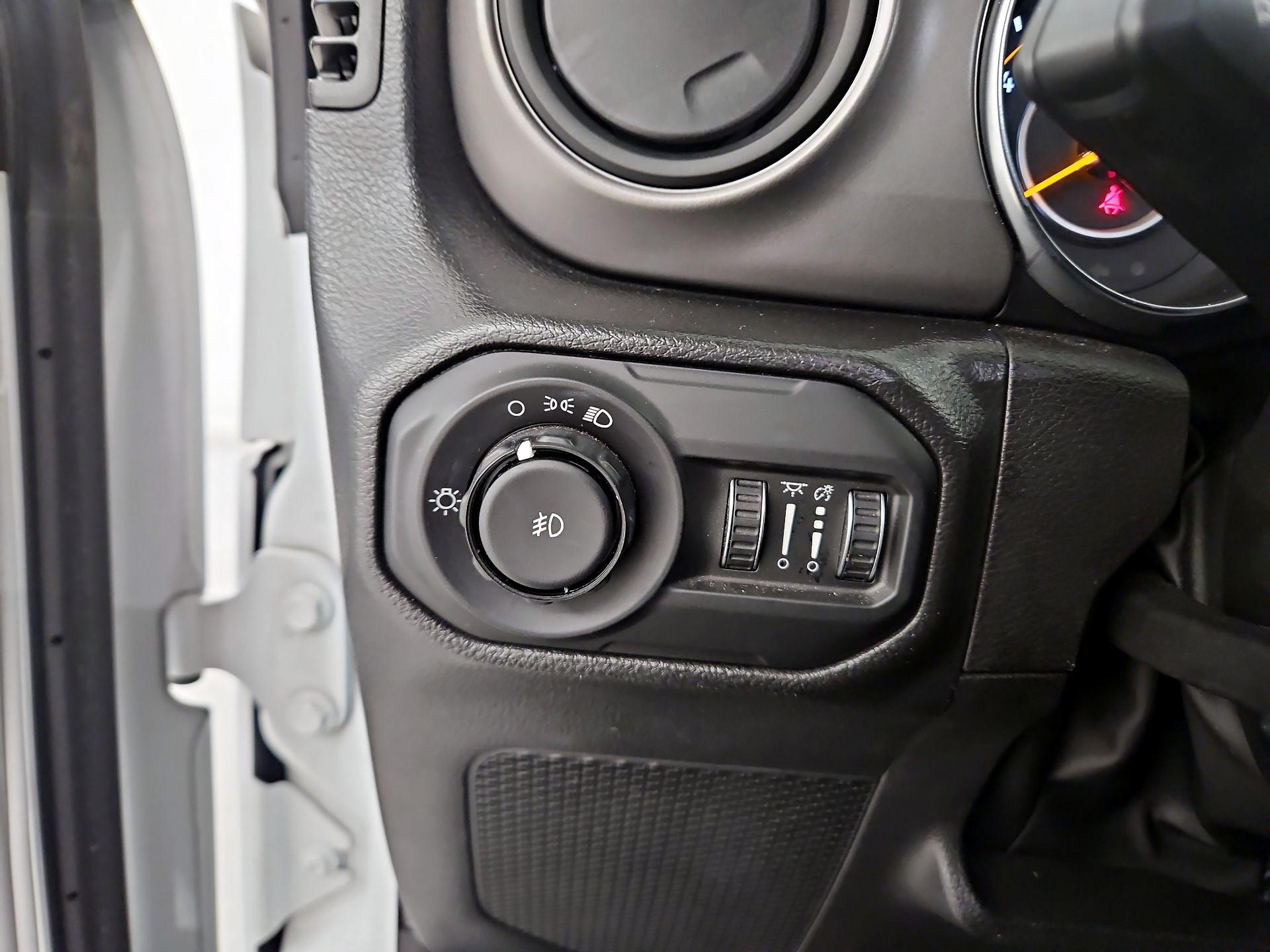 Thumbnail: 2022 Jeep Wrangler - 13