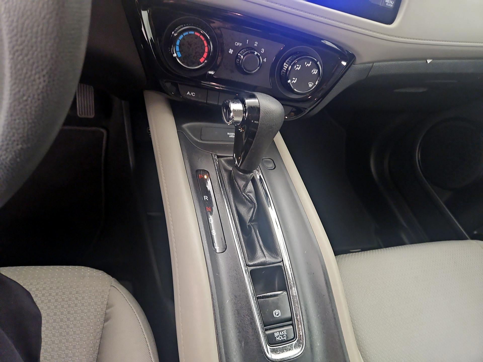 Thumbnail: 2020 Honda HR-V - 17