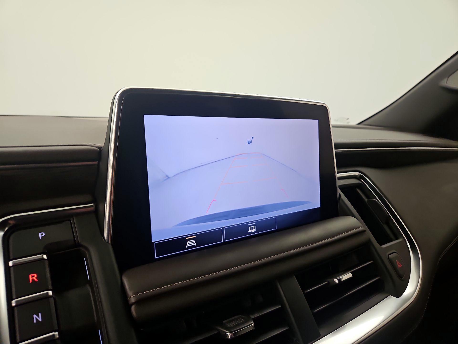 Thumbnail: 2021 Chevrolet Tahoe - 14