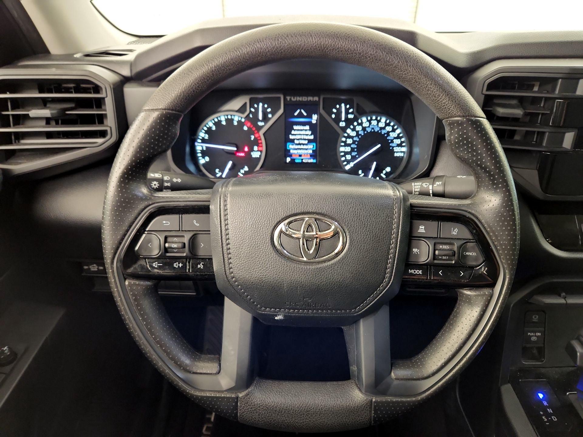 Thumbnail: 2023 Toyota Tundra - 10