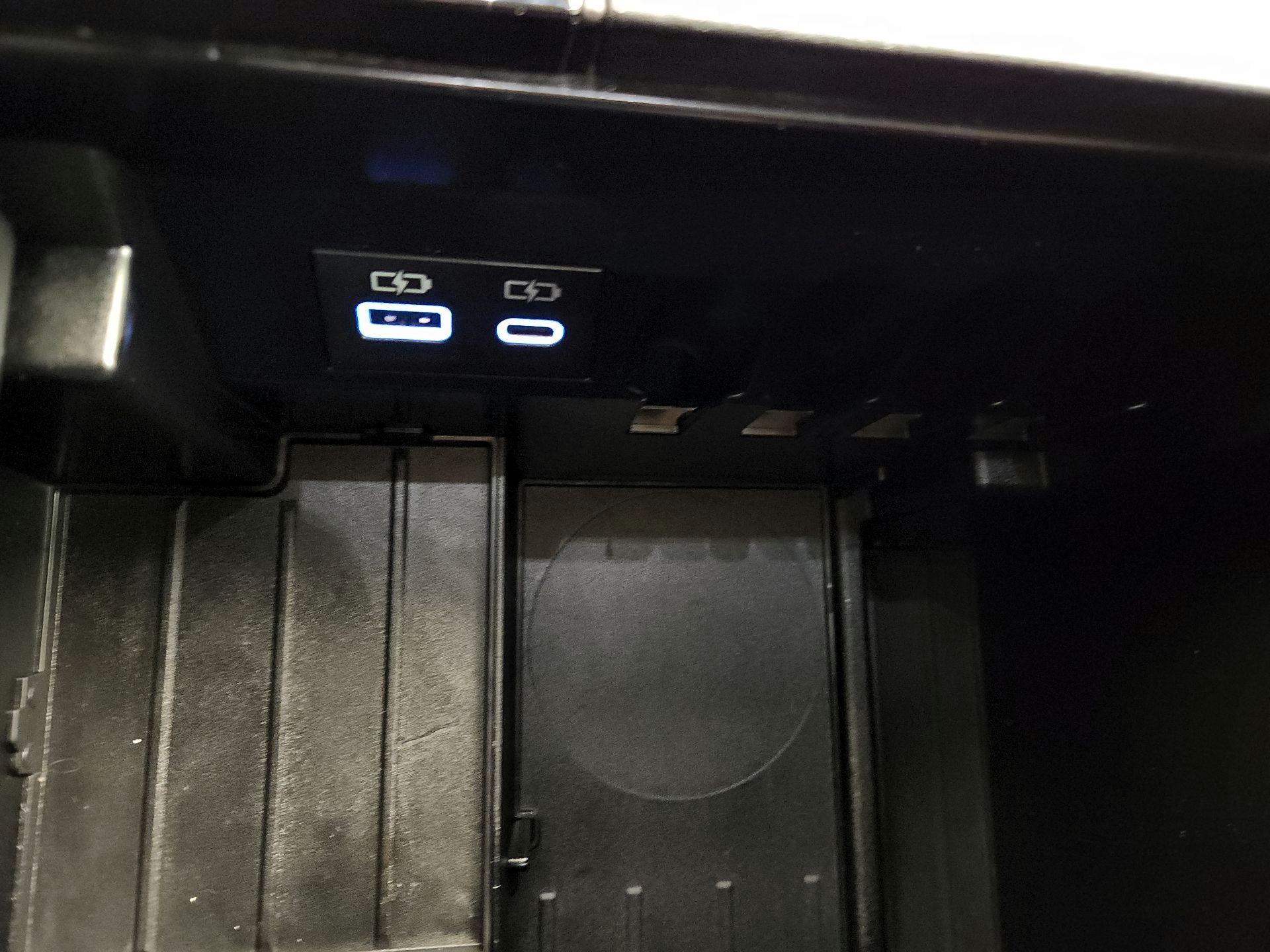 Thumbnail: 2023 Toyota Tundra - 18