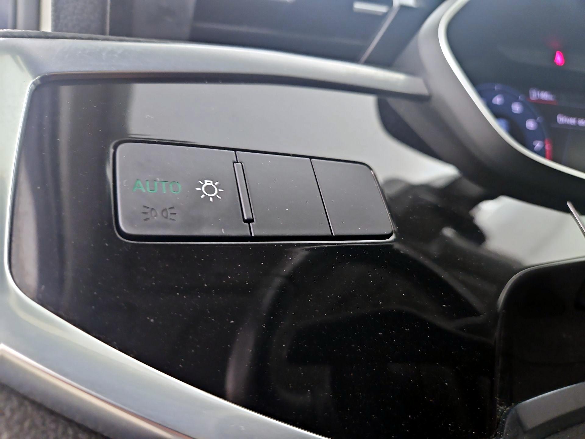 Thumbnail: 2021 Audi Q3 - 13