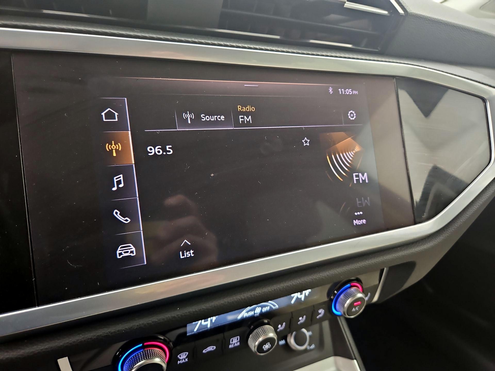 Thumbnail: 2021 Audi Q3 - 15