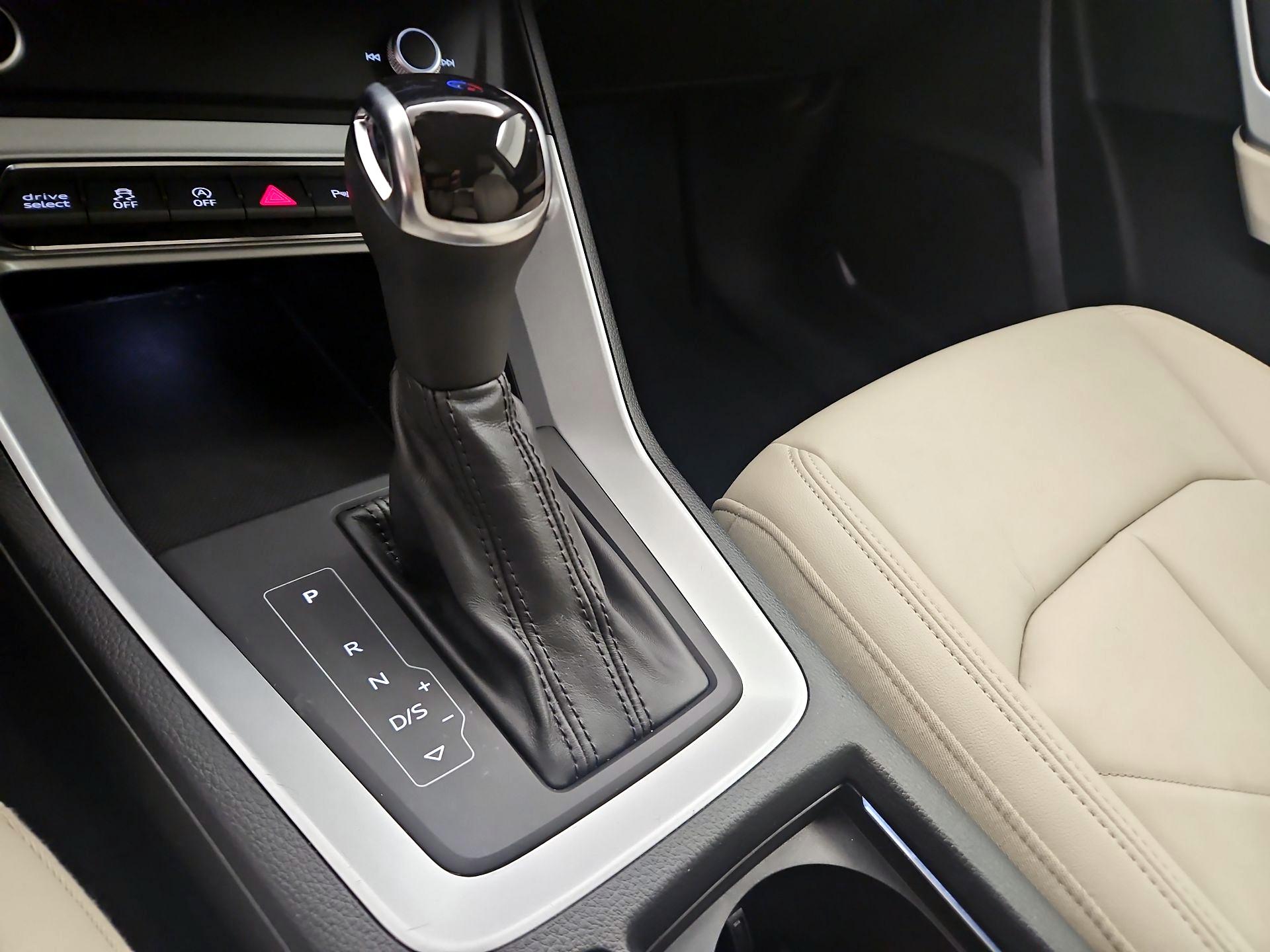 Thumbnail: 2021 Audi Q3 - 17
