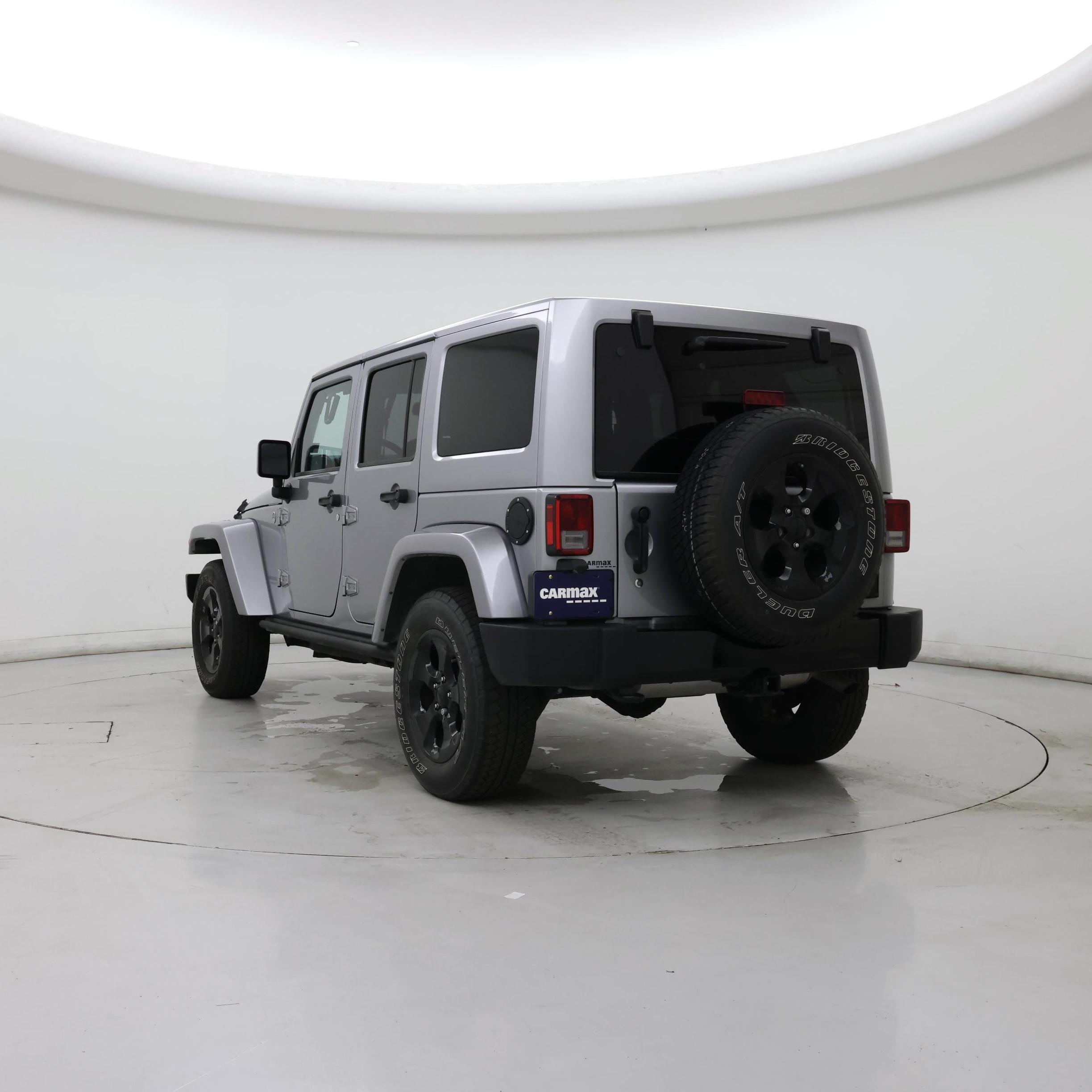 Thumbnail: 2015 Jeep Wrangler - 2
