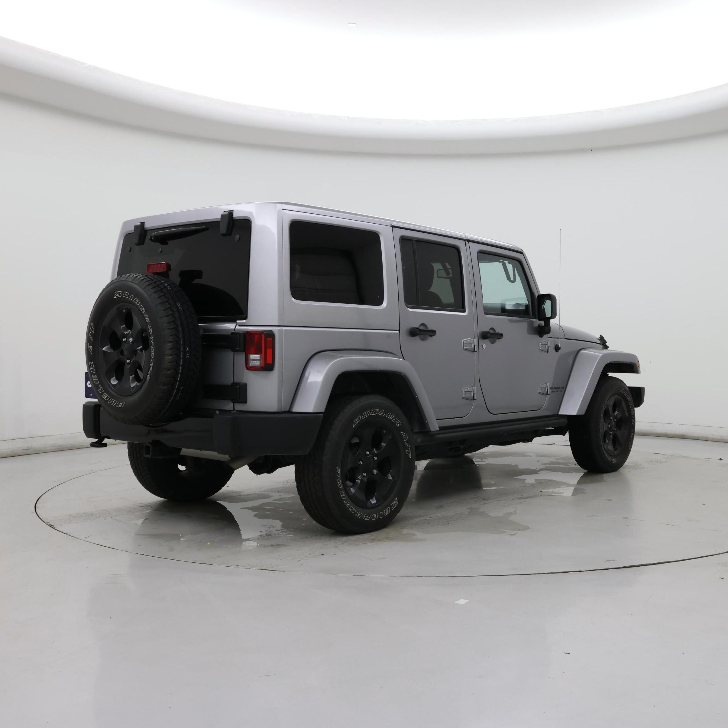 Thumbnail: 2015 Jeep Wrangler - 8