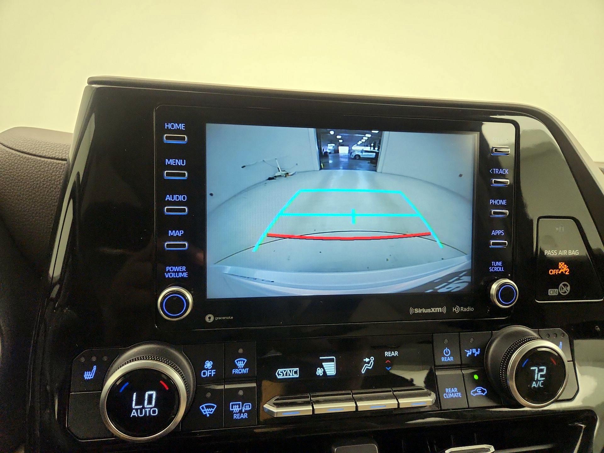 Thumbnail: 2022 Toyota Highlander - 14