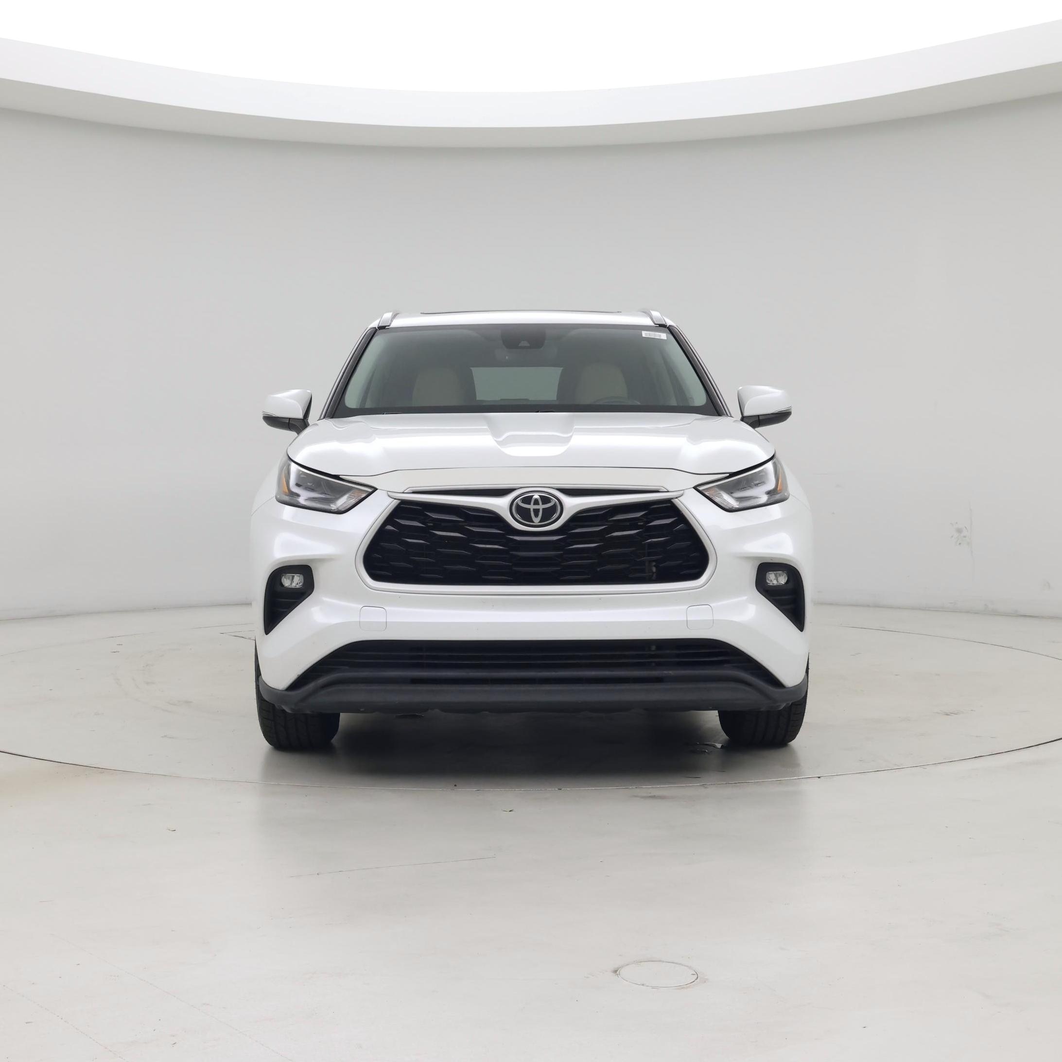 Thumbnail: 2022 Toyota Highlander - 5