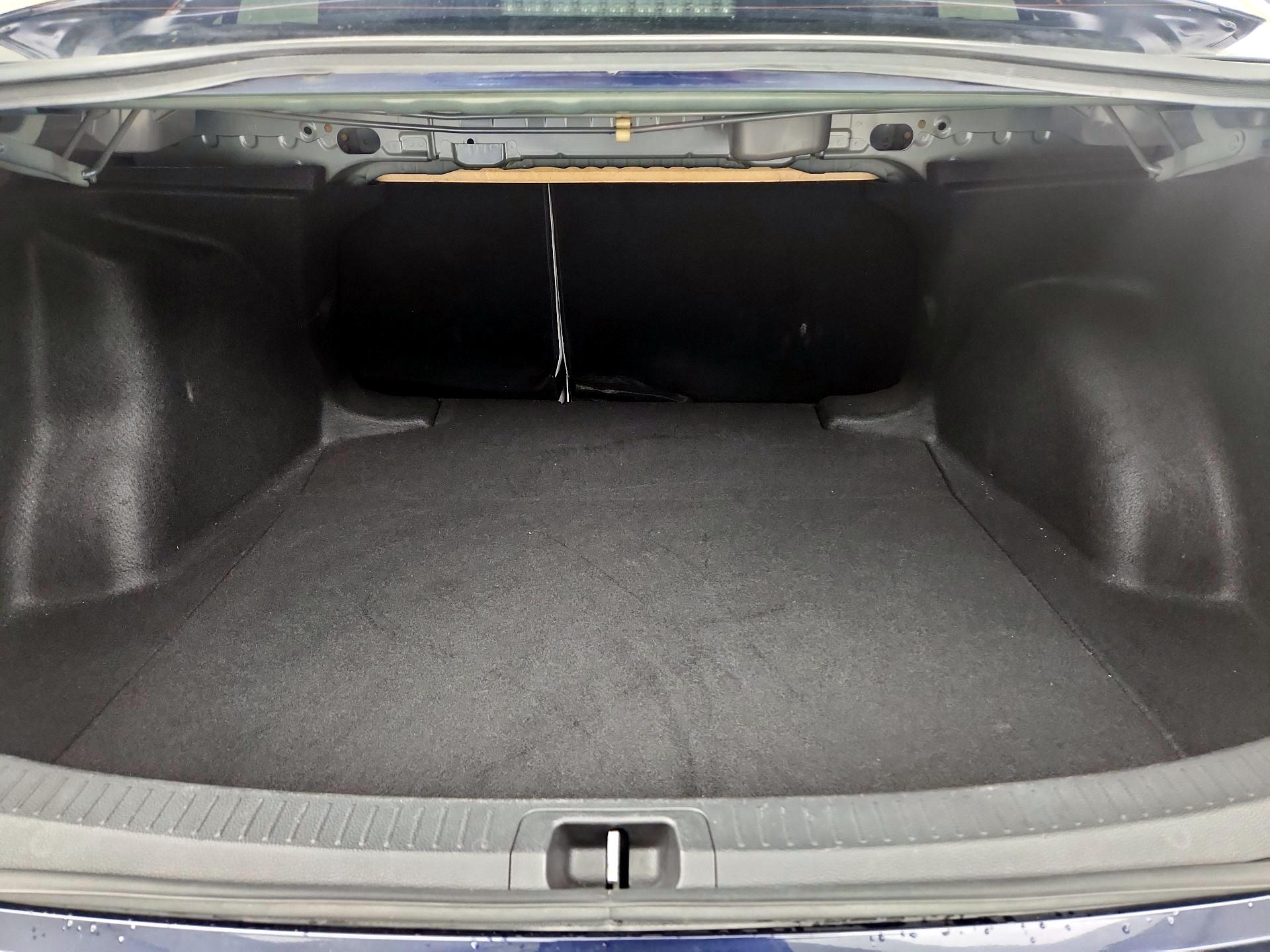 Thumbnail: 2020 Toyota Corolla - 16