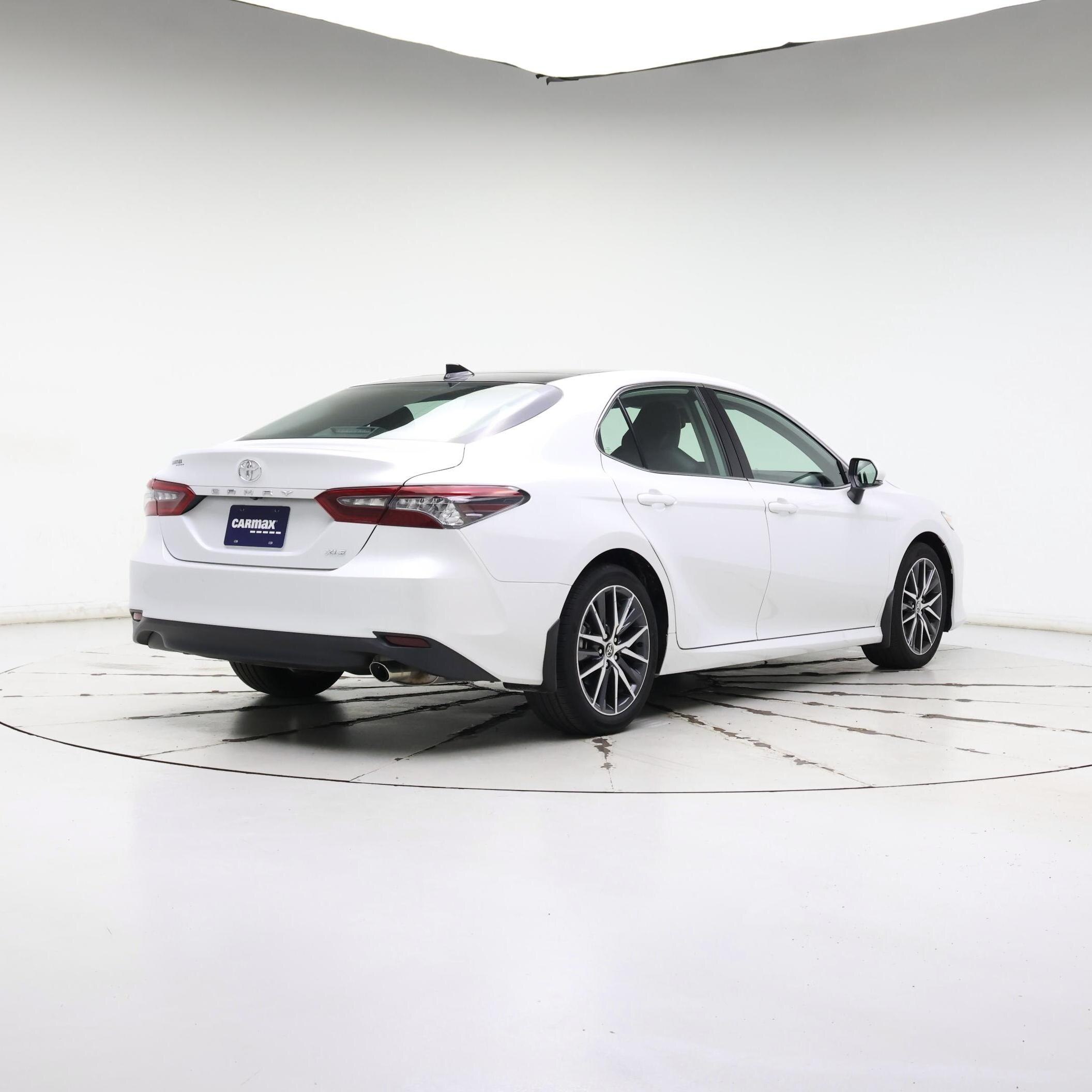 Thumbnail: 2023 Toyota Camry - 8