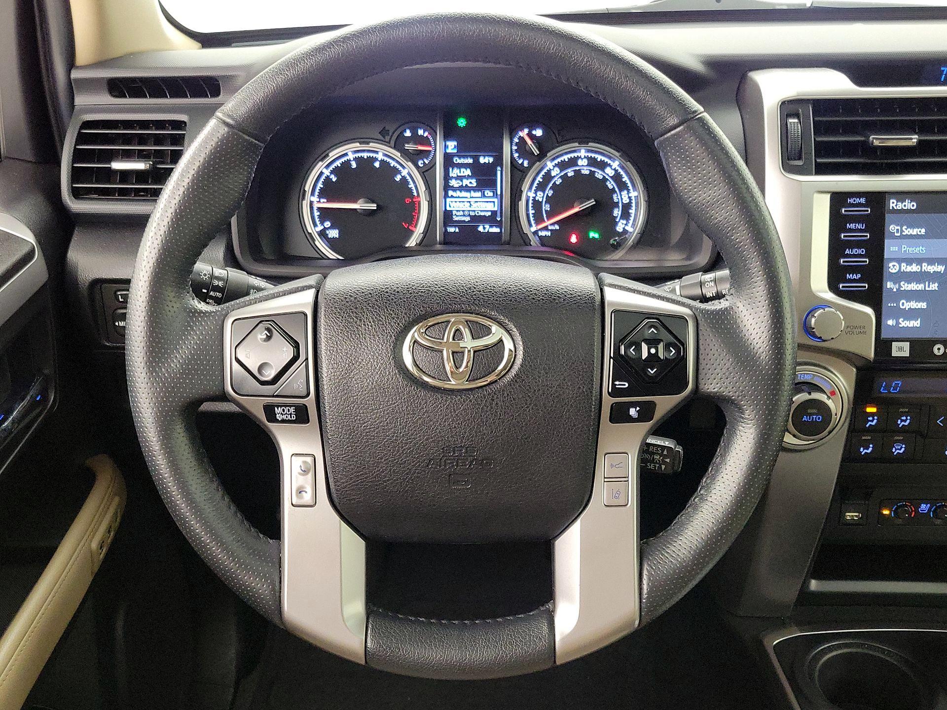 Thumbnail: 2021 Toyota 4Runner - 10