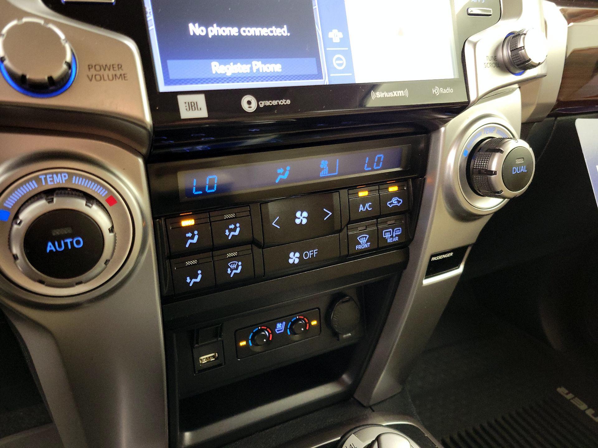 Thumbnail: 2021 Toyota 4Runner - 17