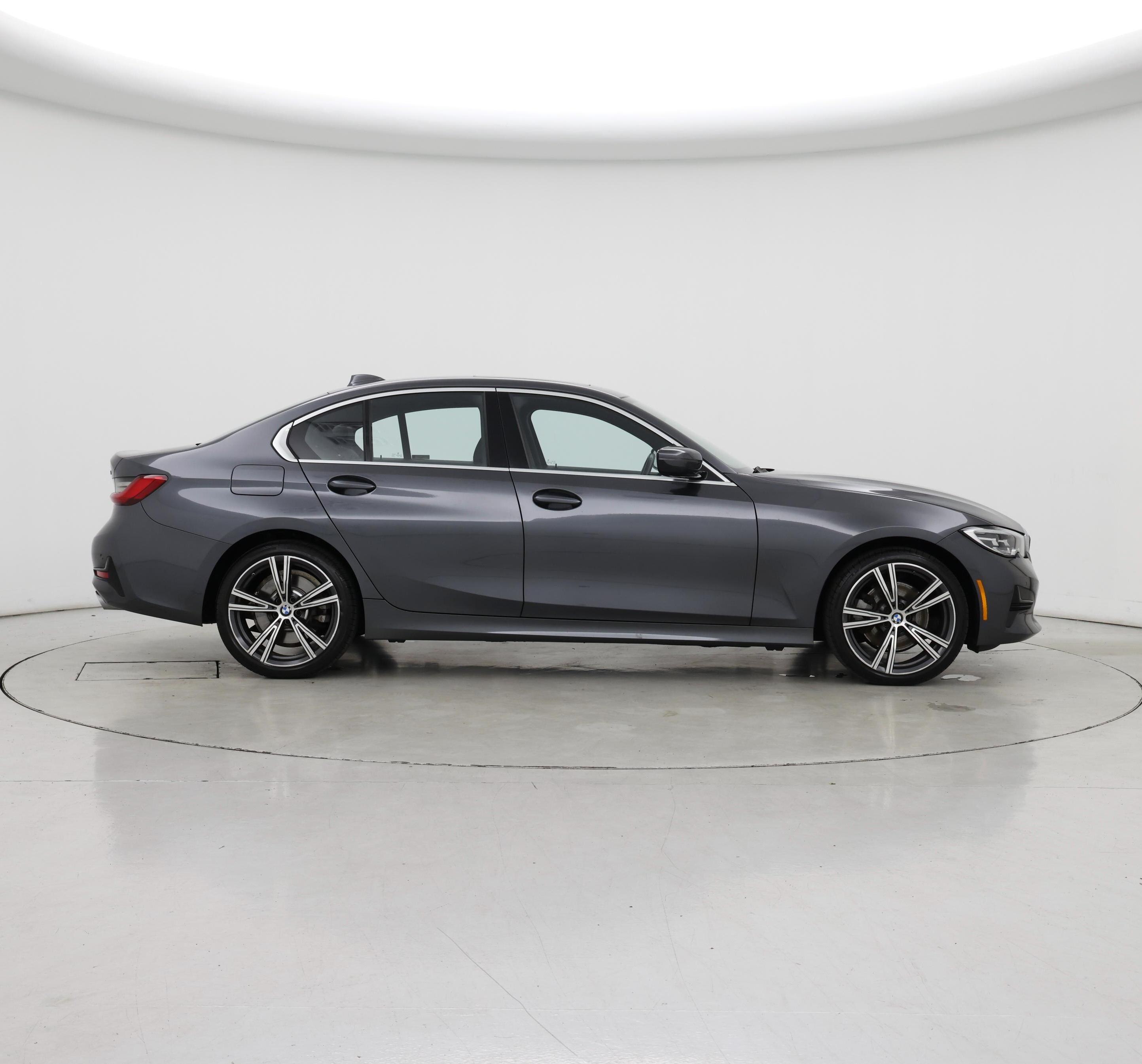 Thumbnail: 2021 BMW 3 Series - 7