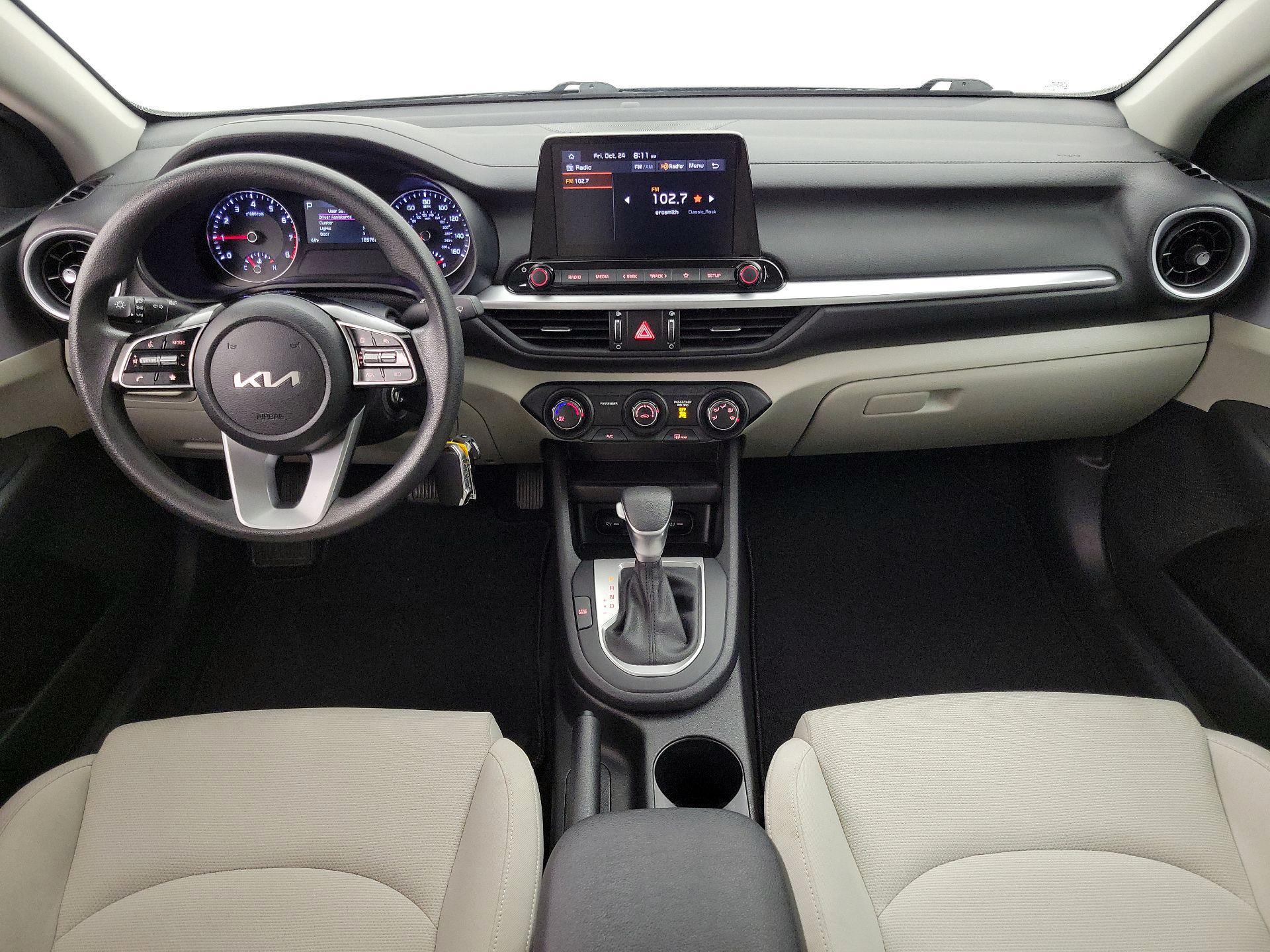 Thumbnail: 2023 Kia Forte - 9