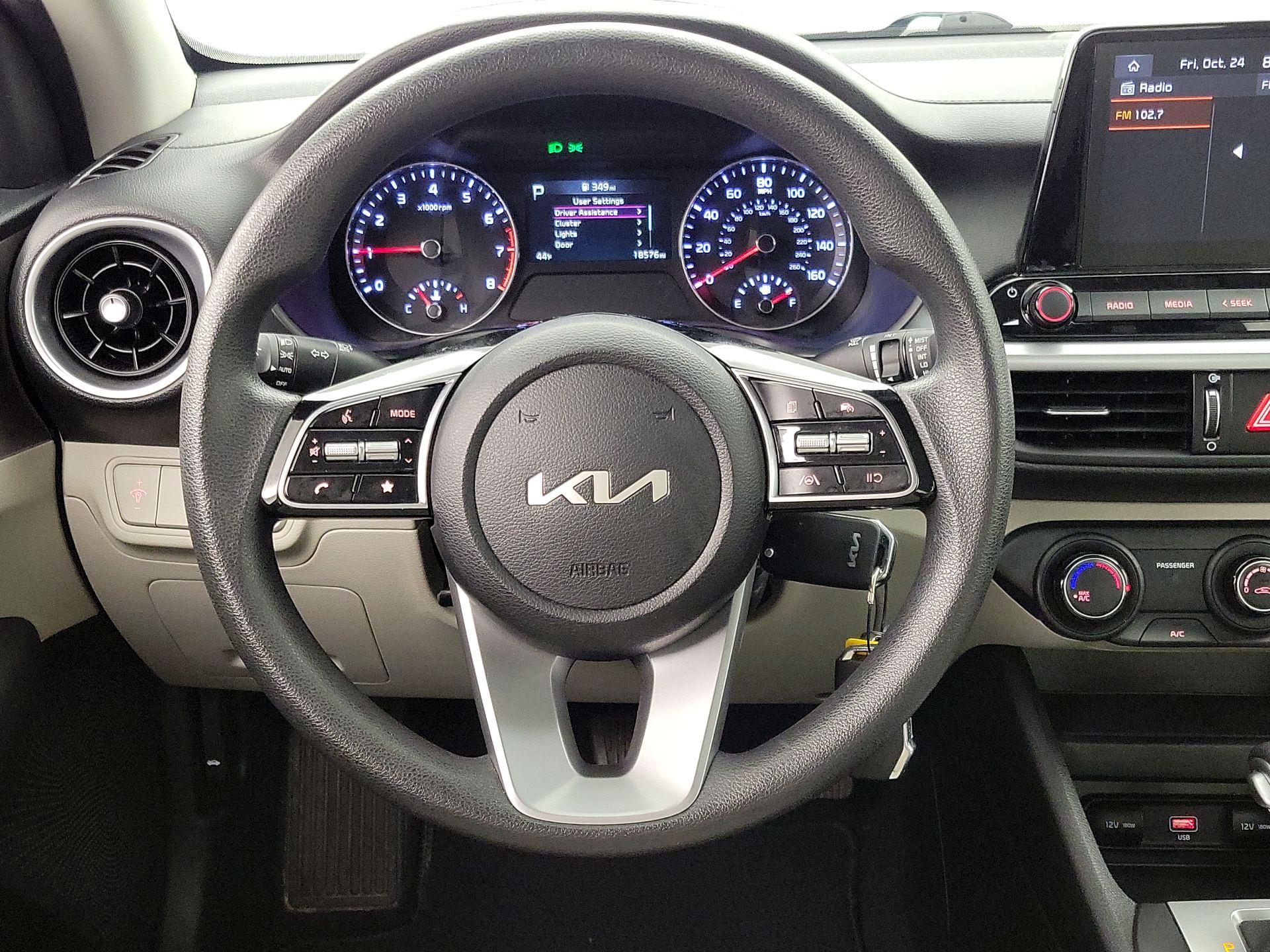 Thumbnail: 2023 Kia Forte - 10