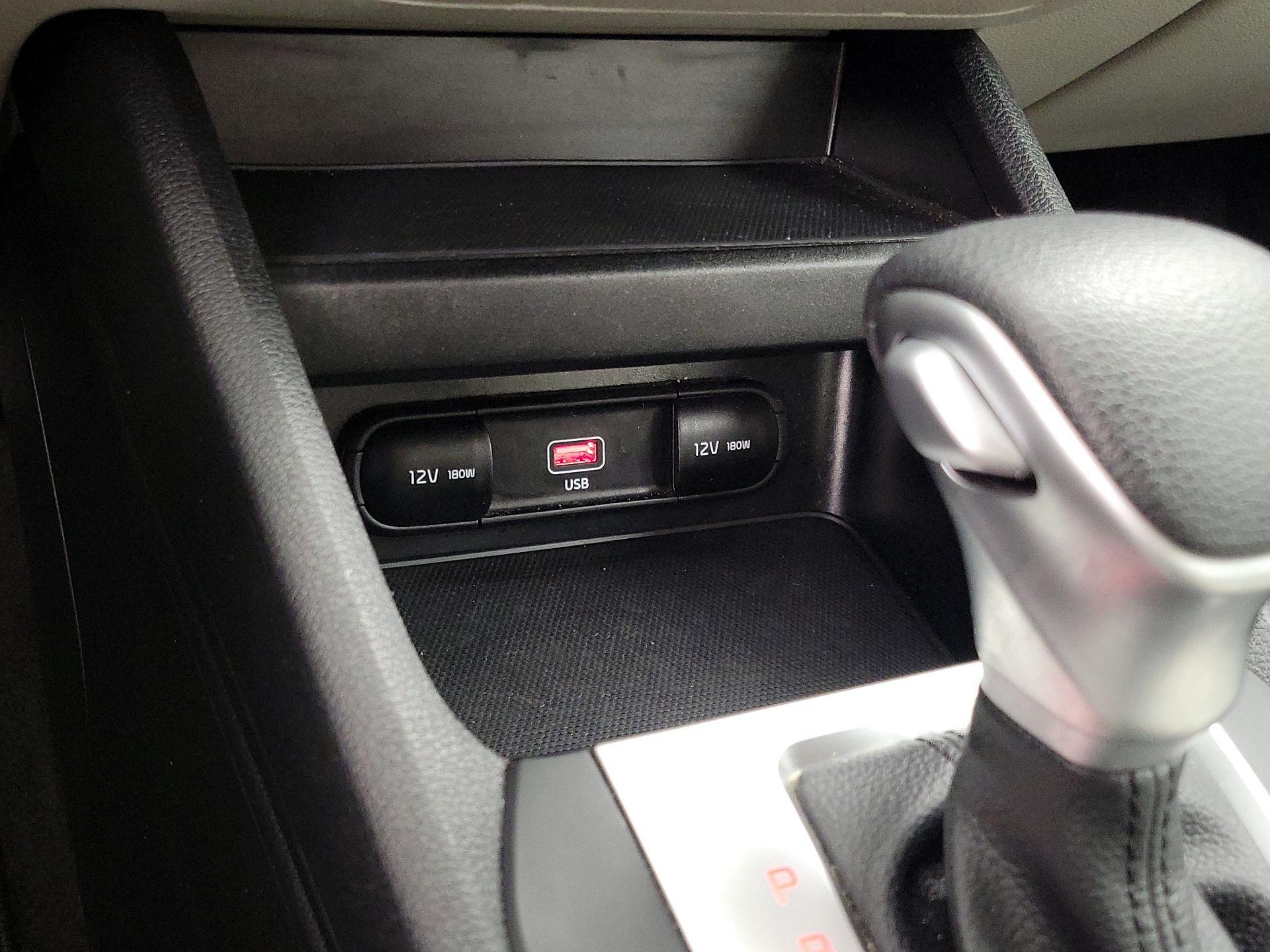 Thumbnail: 2023 Kia Forte - 18