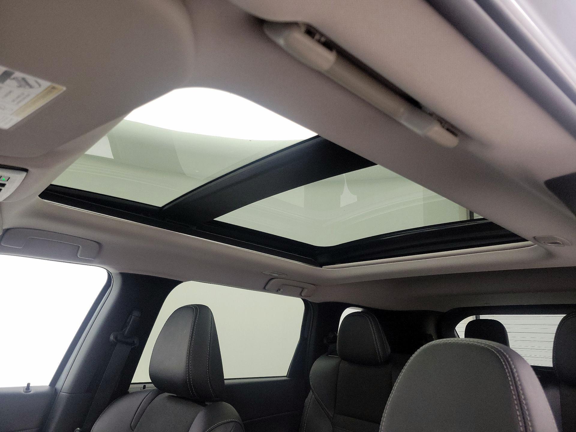 Thumbnail: 2024 Mitsubishi Outlander - 20