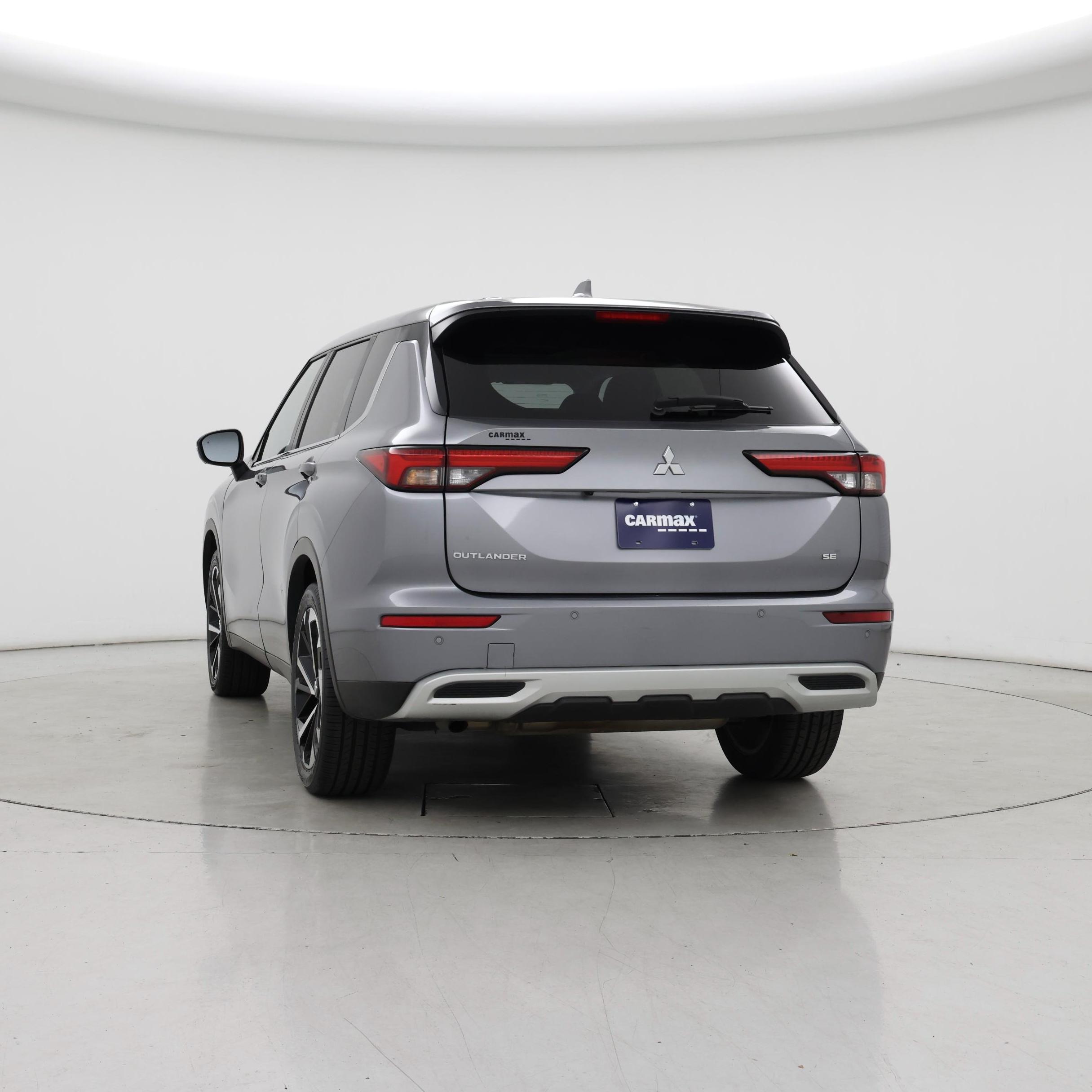 Thumbnail: 2024 Mitsubishi Outlander - 7