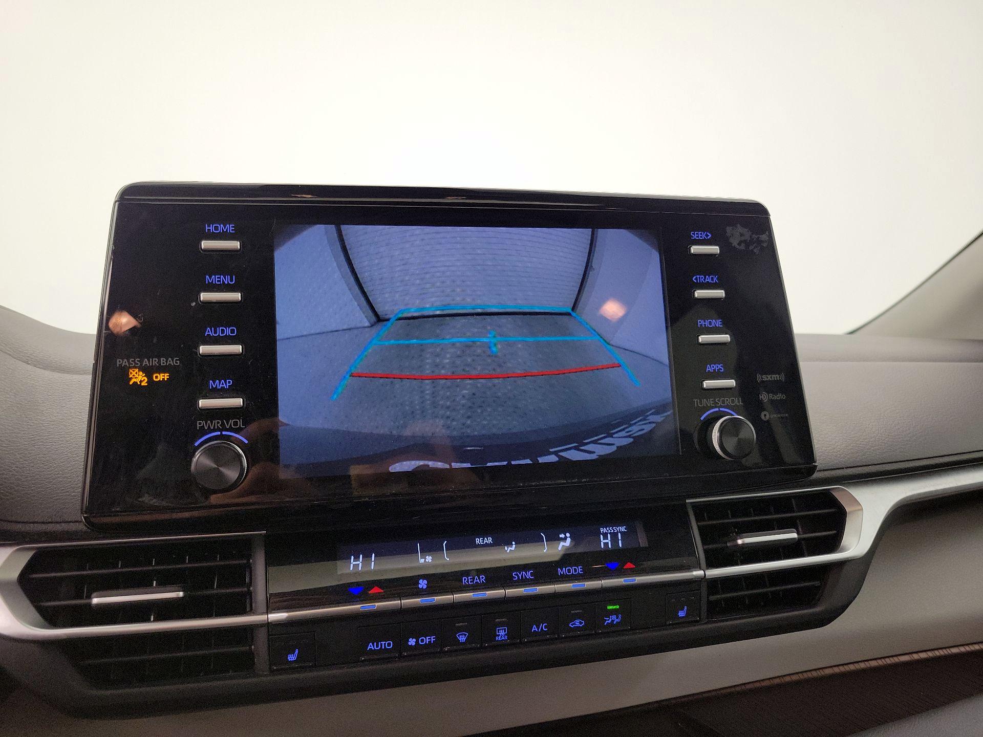 Thumbnail: 2024 Toyota Sienna - 14