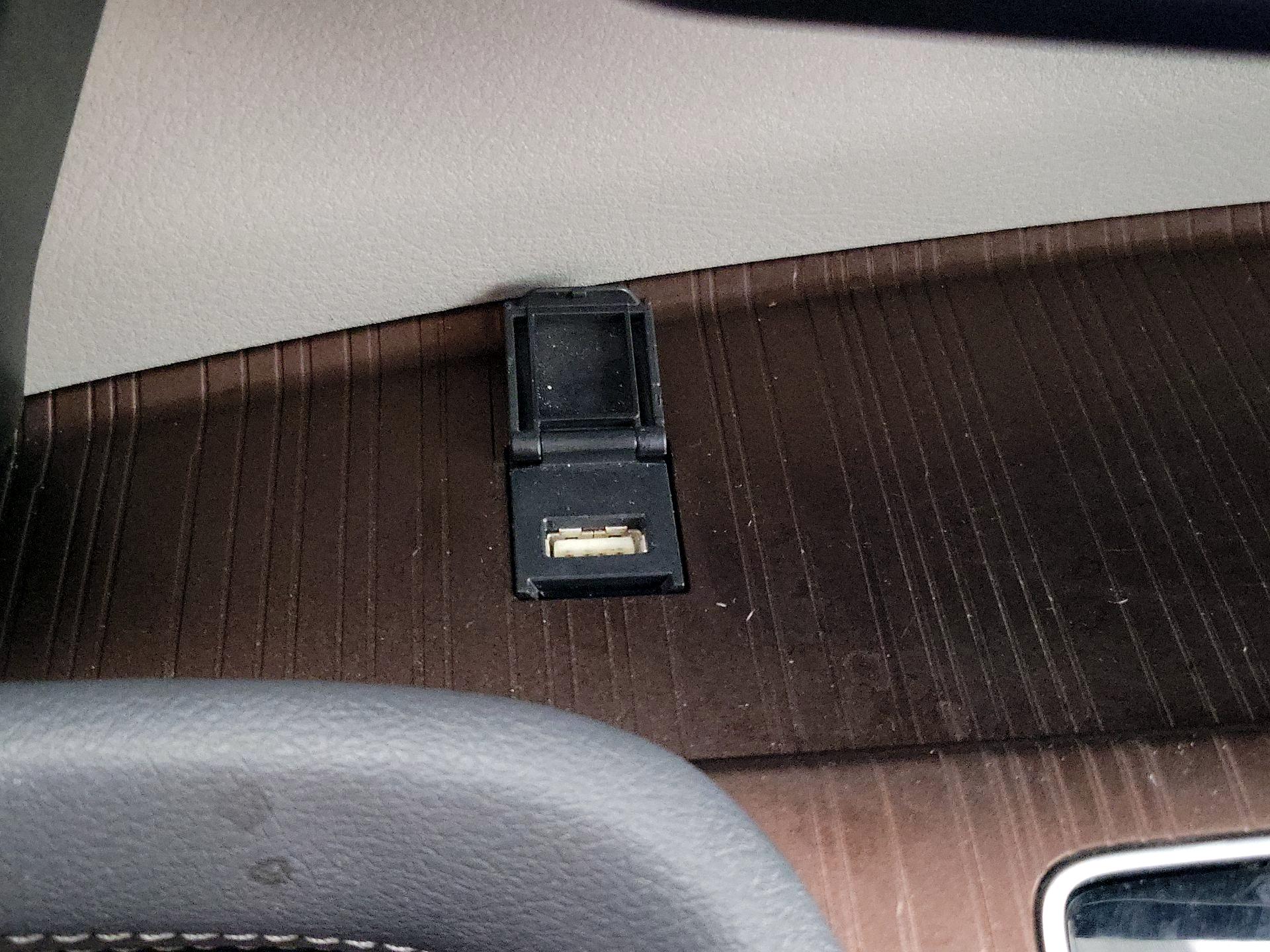 Thumbnail: 2024 Toyota Sienna - 18