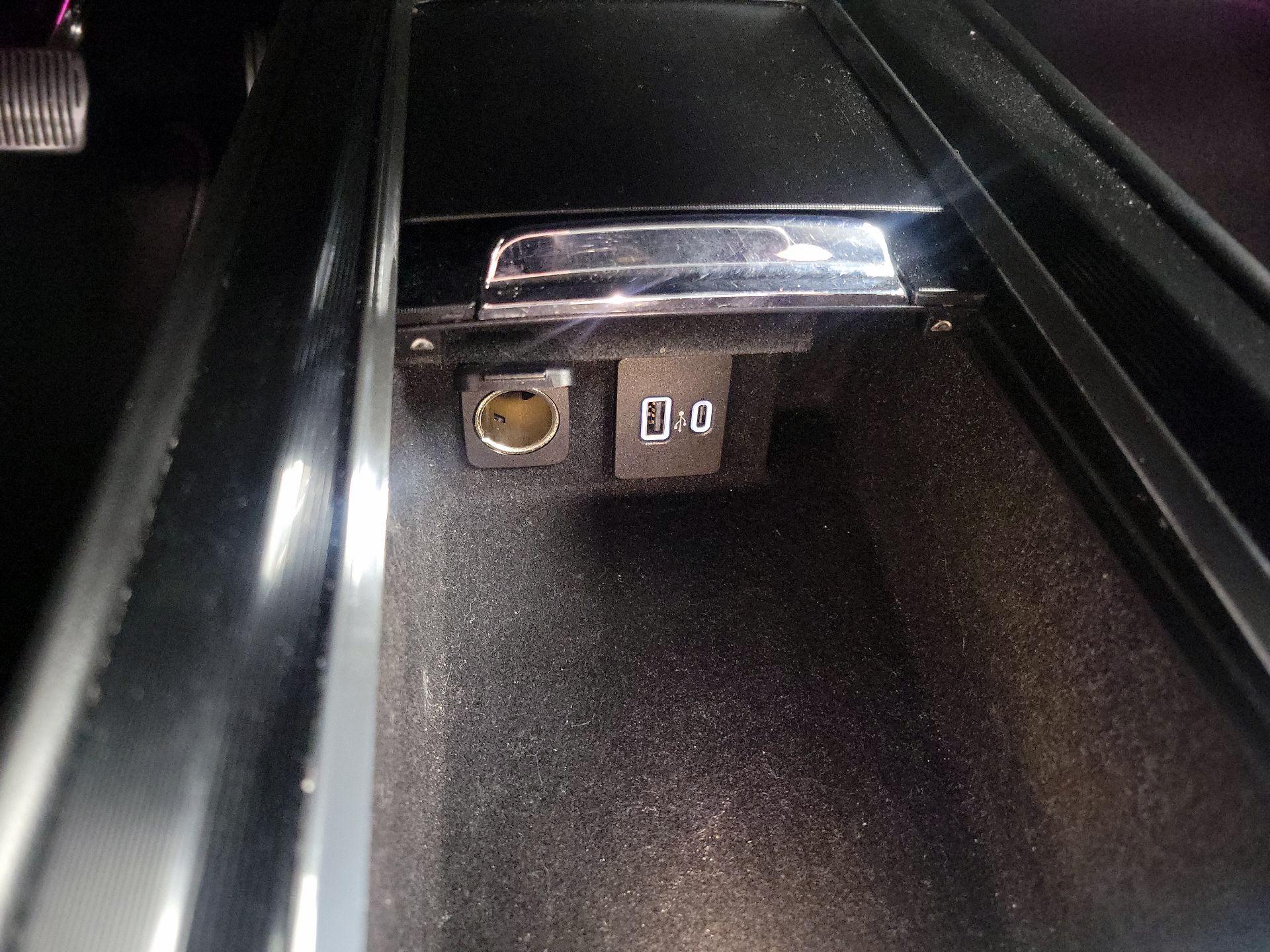 Thumbnail: 2020 Lincoln Corsair - 19