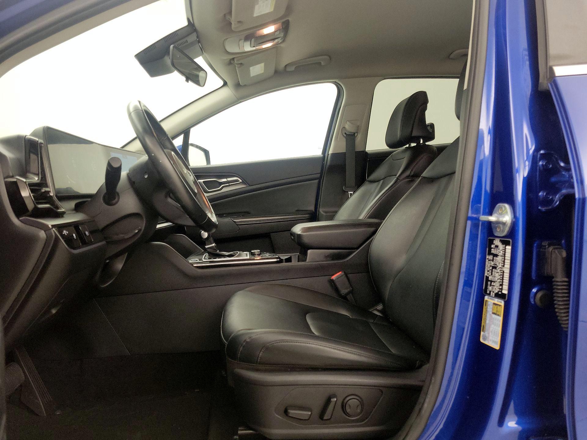 Thumbnail: 2023 Kia Sportage - 11