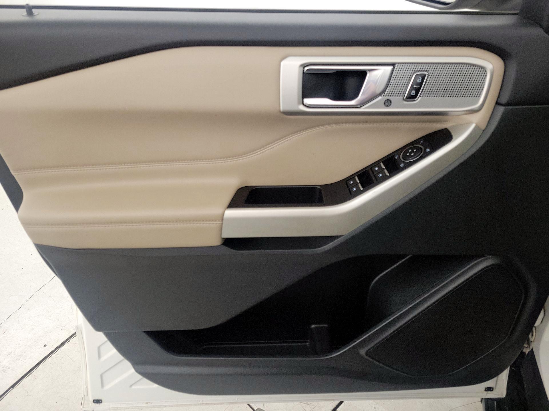 Thumbnail: 2021 Ford Explorer - 12