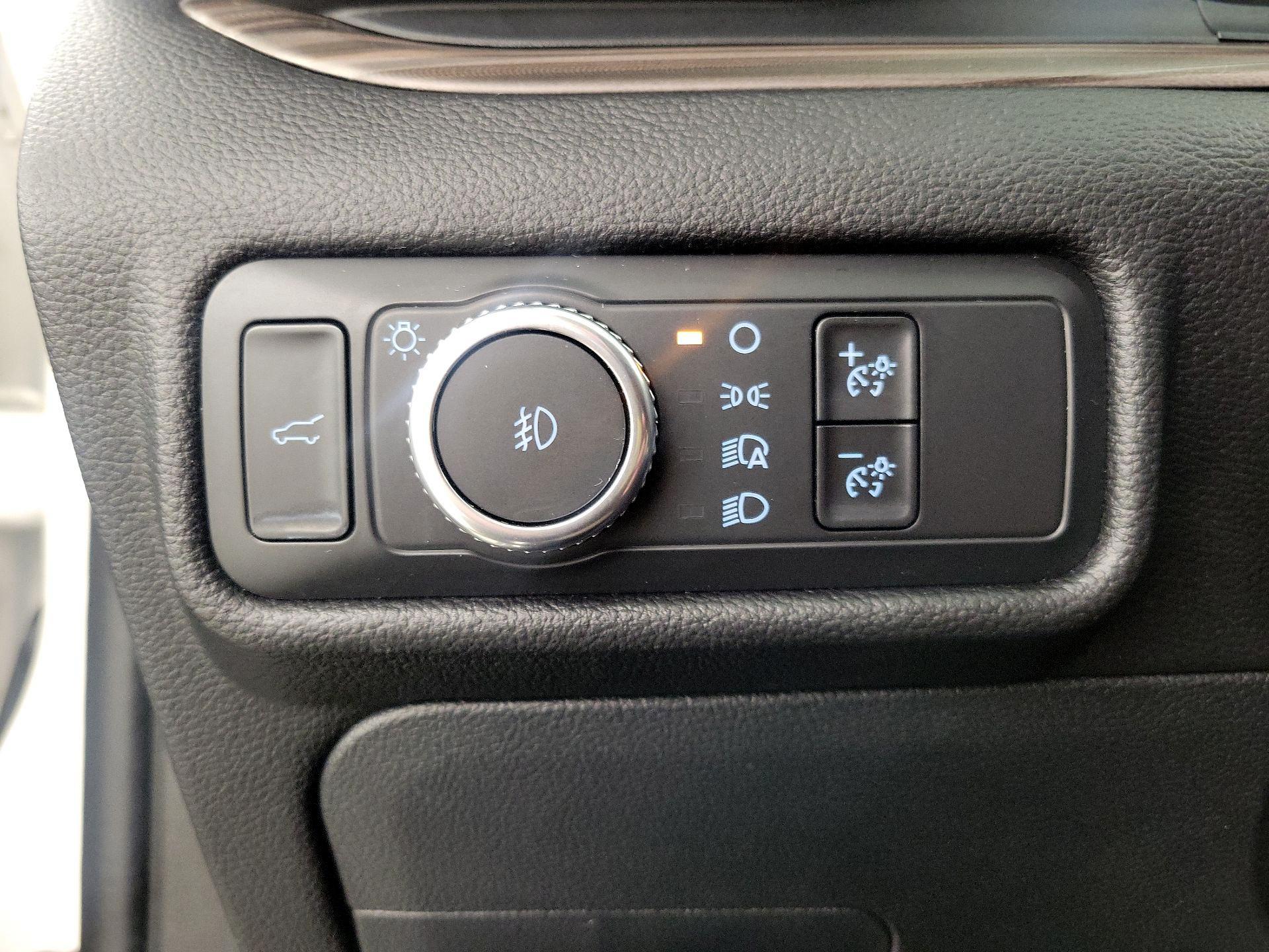 Thumbnail: 2021 Ford Explorer - 13