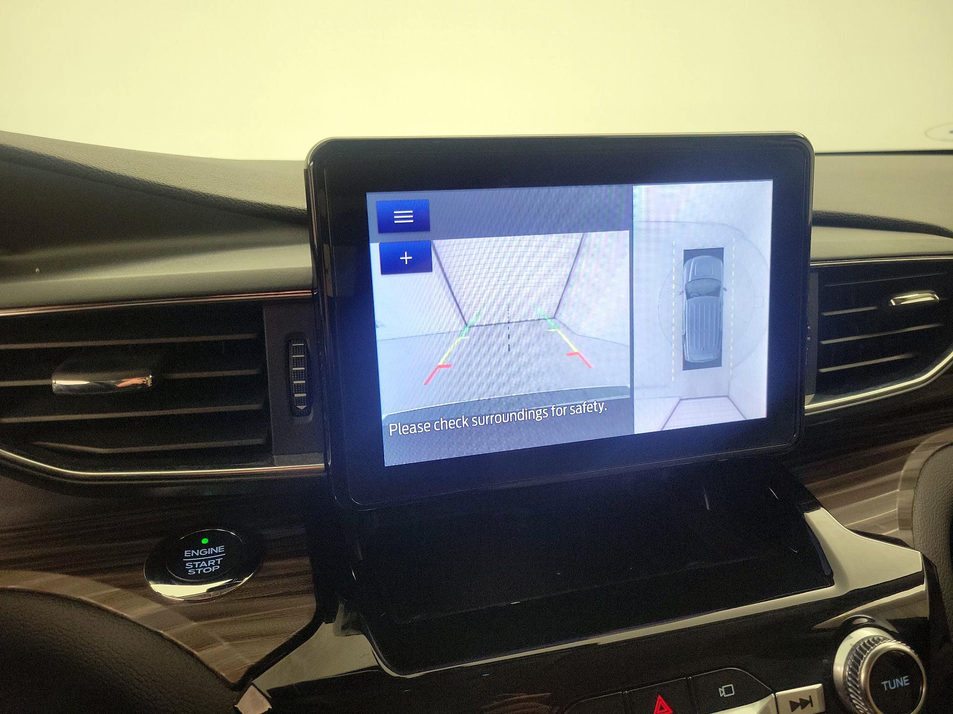 Thumbnail: 2021 Ford Explorer - 15