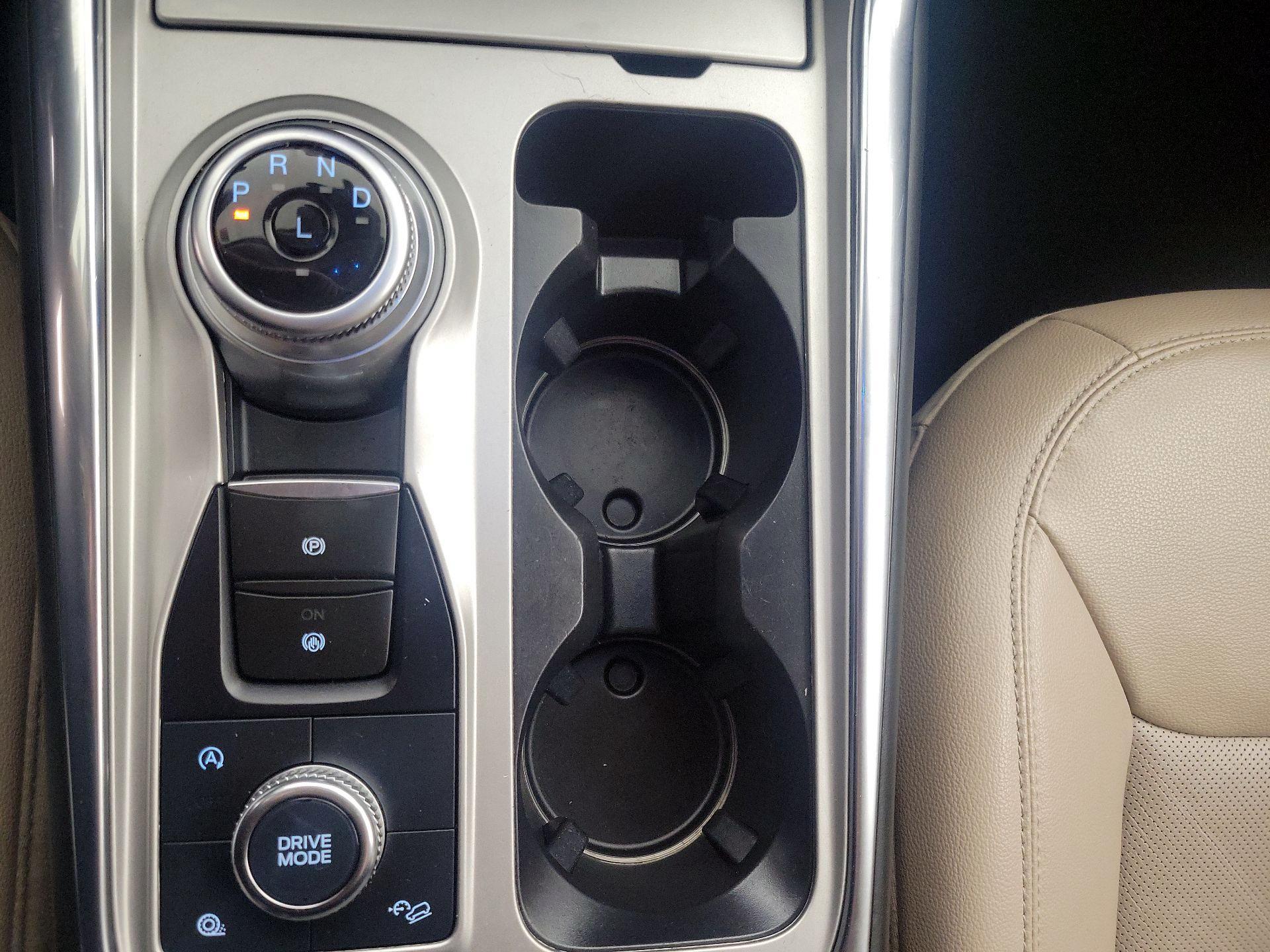 Thumbnail: 2021 Ford Explorer - 18