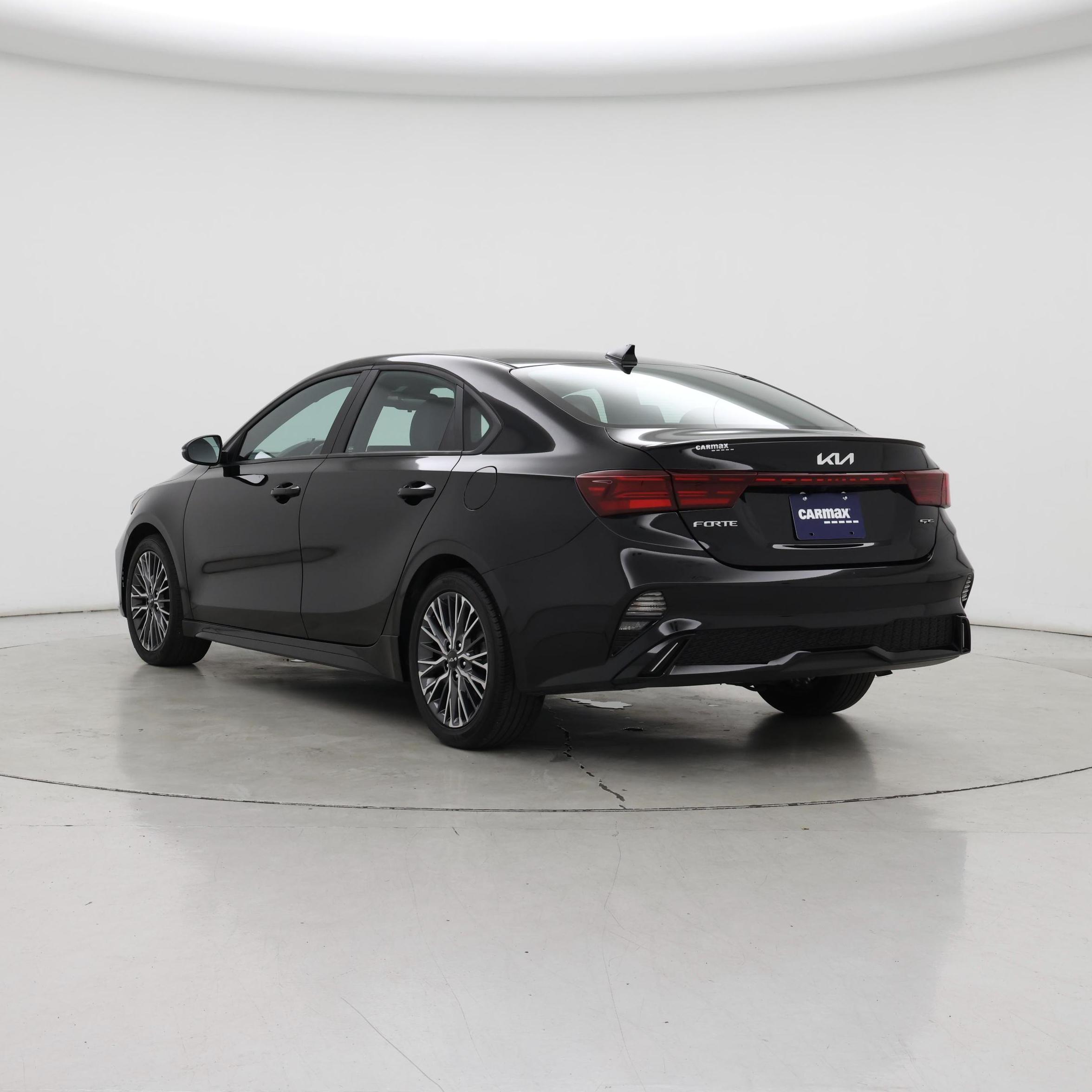 Thumbnail: 2022 Kia Forte - 2