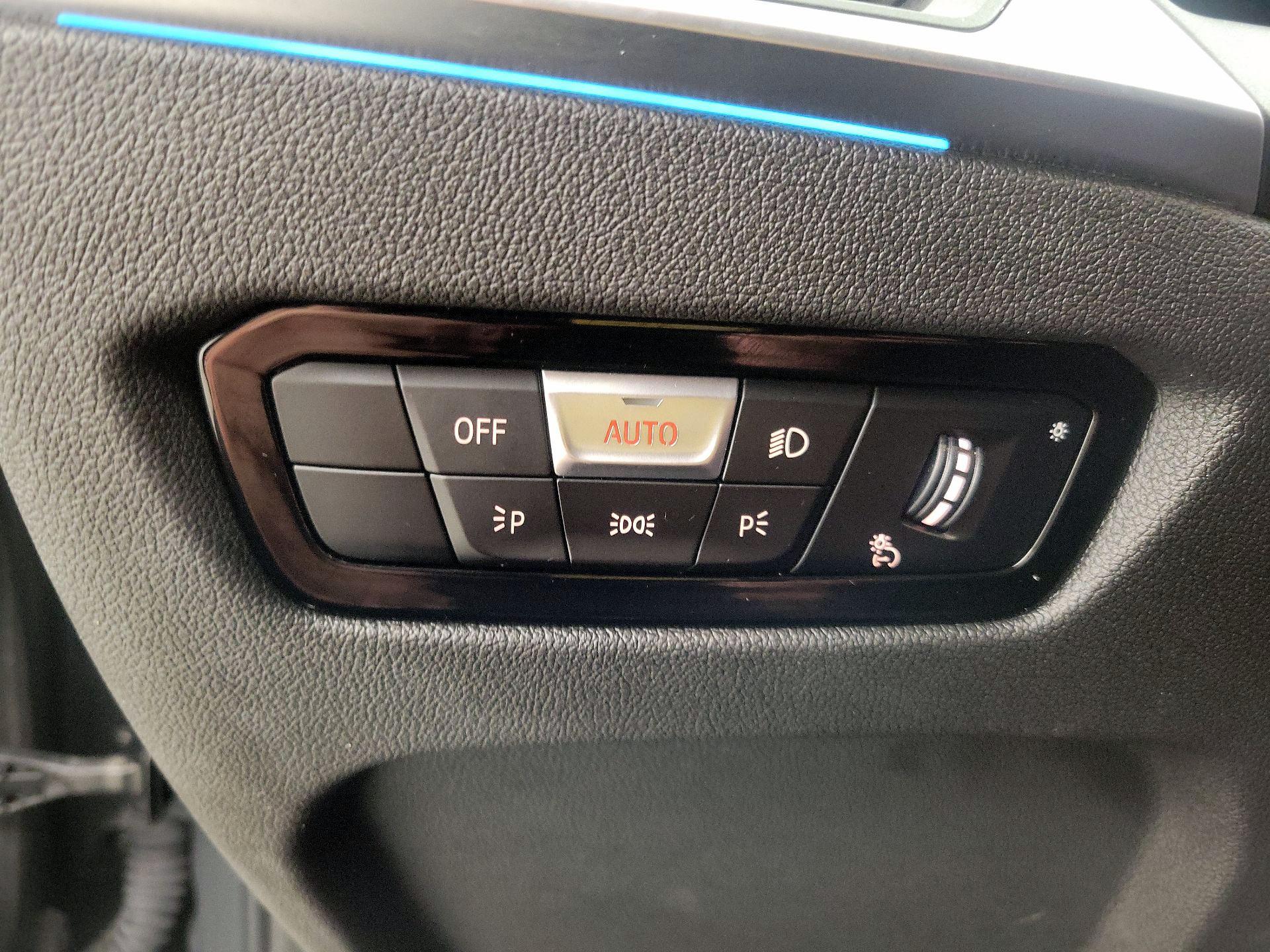 Thumbnail: 2023 BMW 3 Series - 13