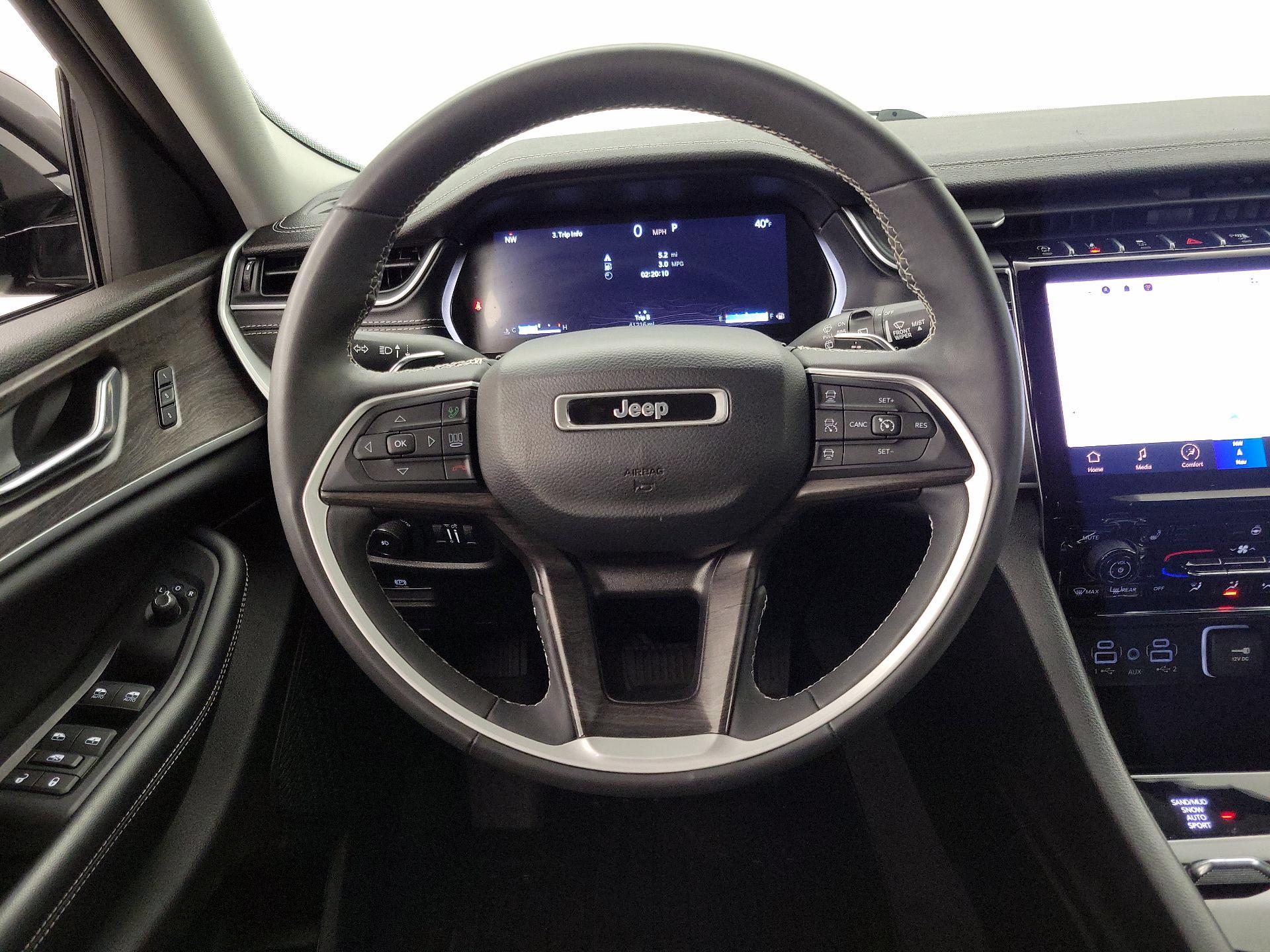 Thumbnail: 2023 Jeep Grand Cherokee L - 10