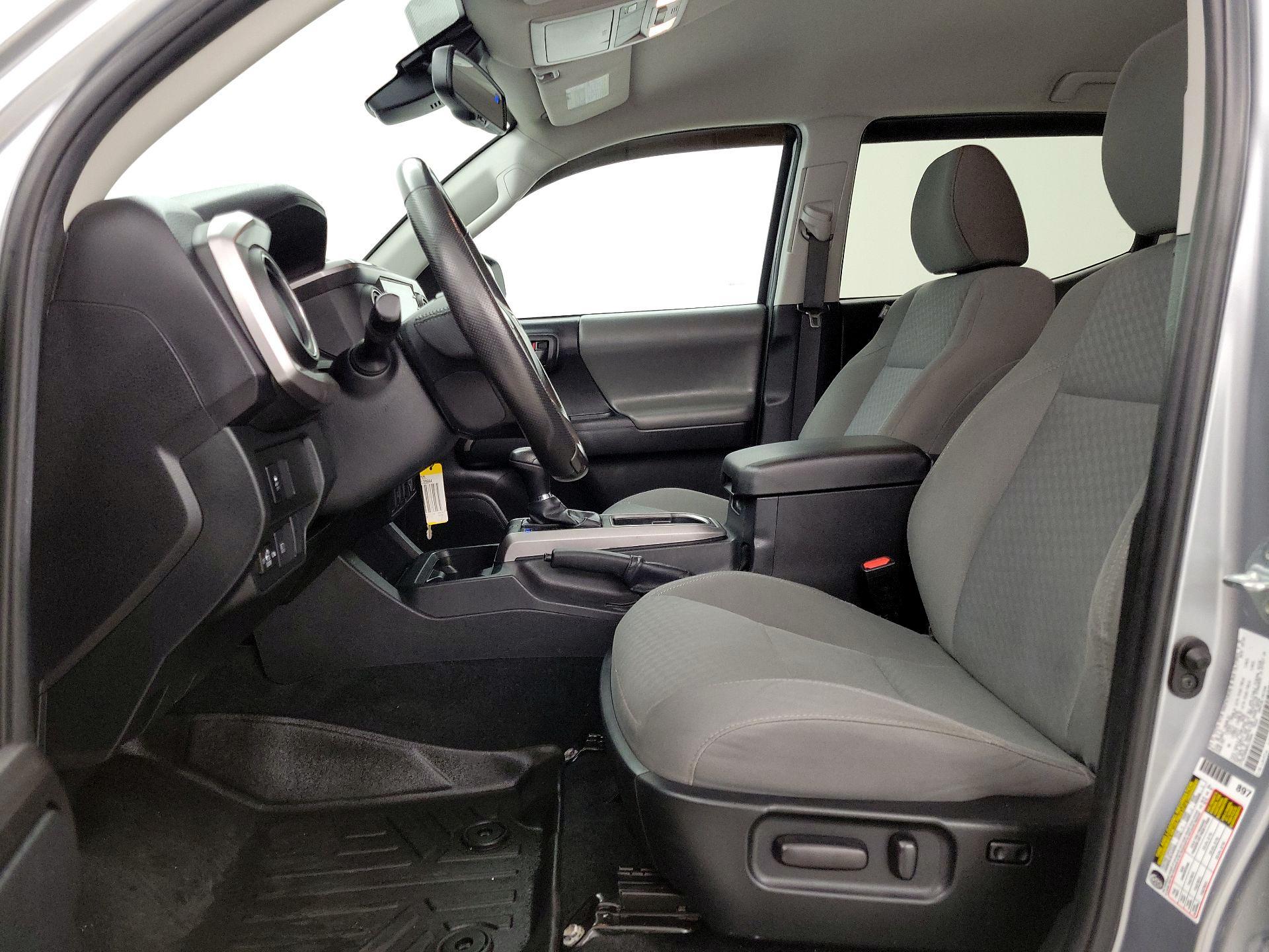 Thumbnail: 2022 Toyota Tacoma - 11