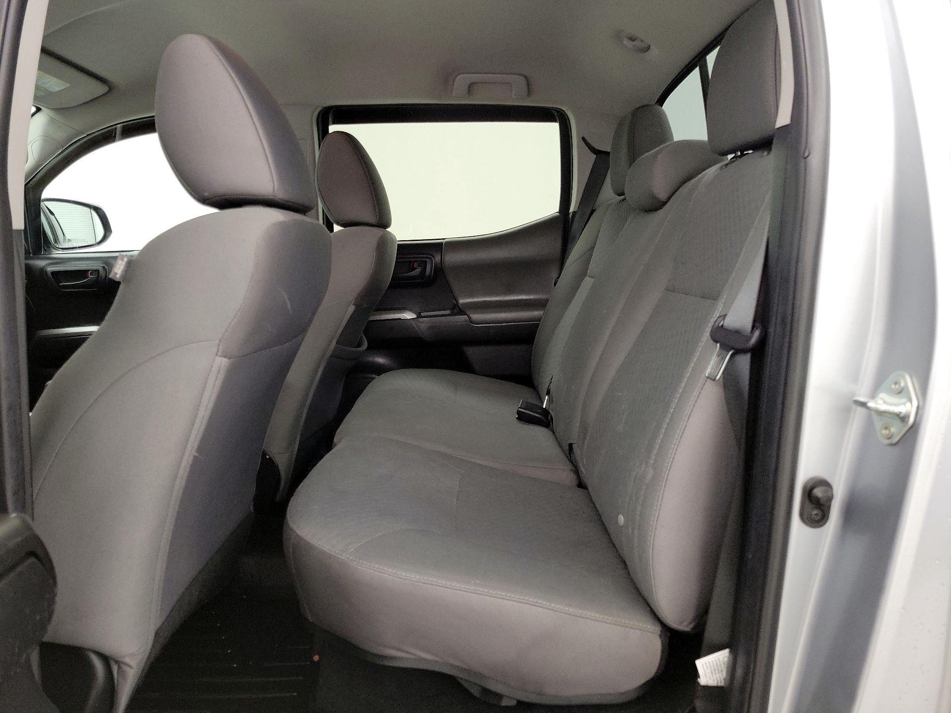 Thumbnail: 2022 Toyota Tacoma - 19