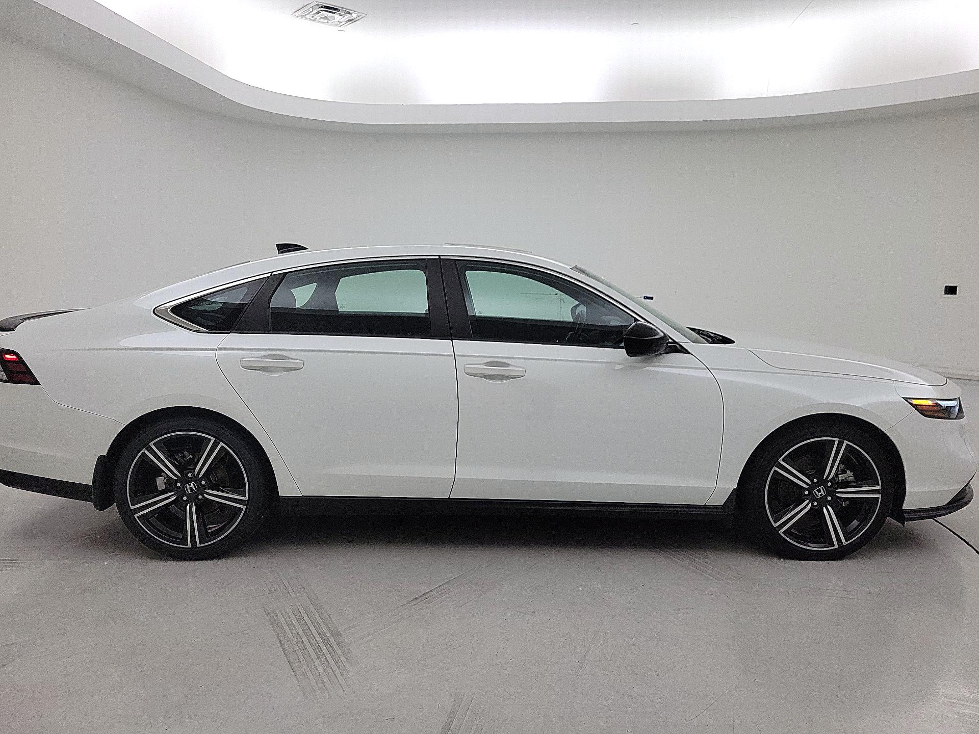 Thumbnail: 2023 Honda Accord - 4