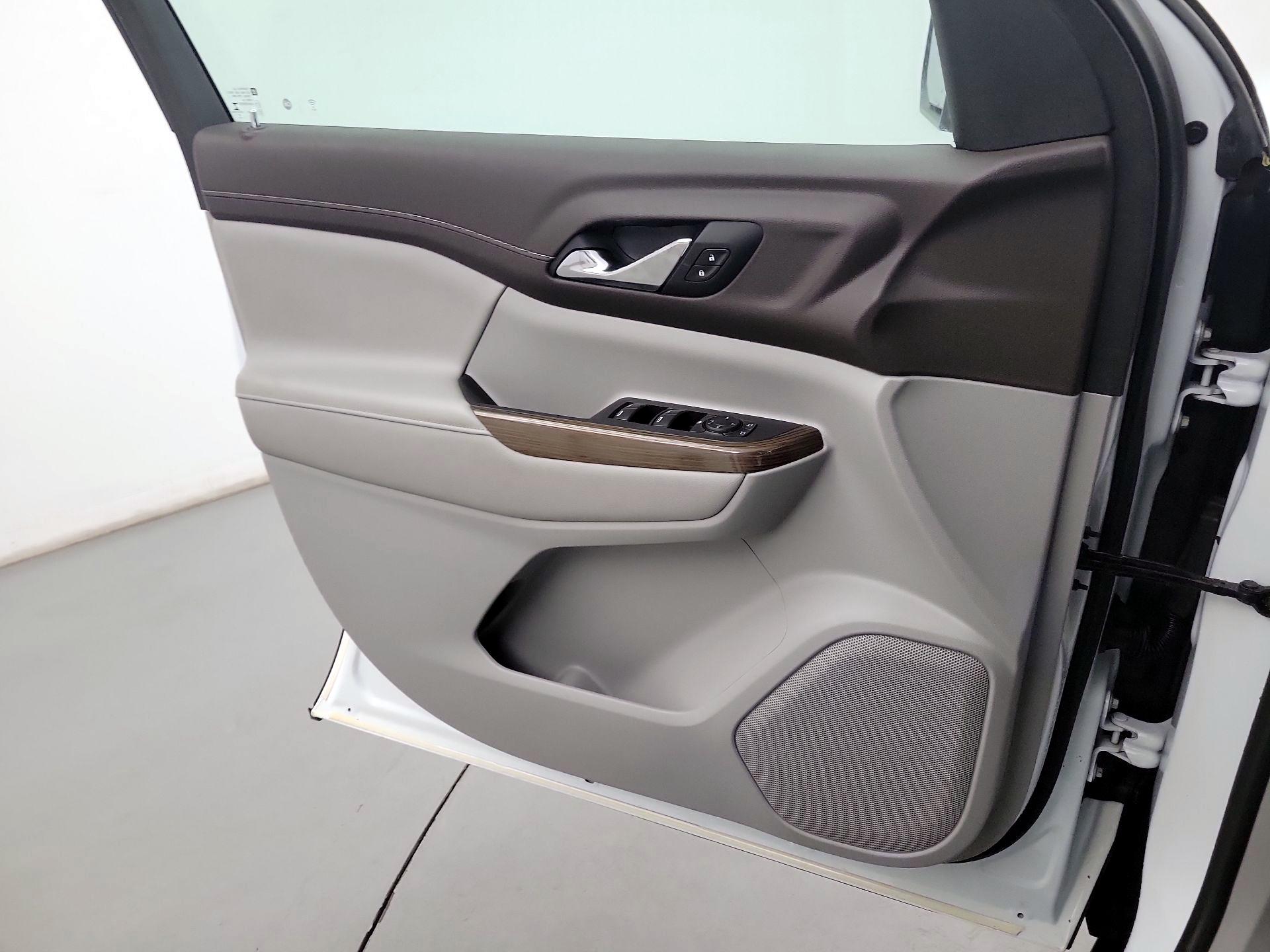 Thumbnail: 2021 GMC Acadia - 10