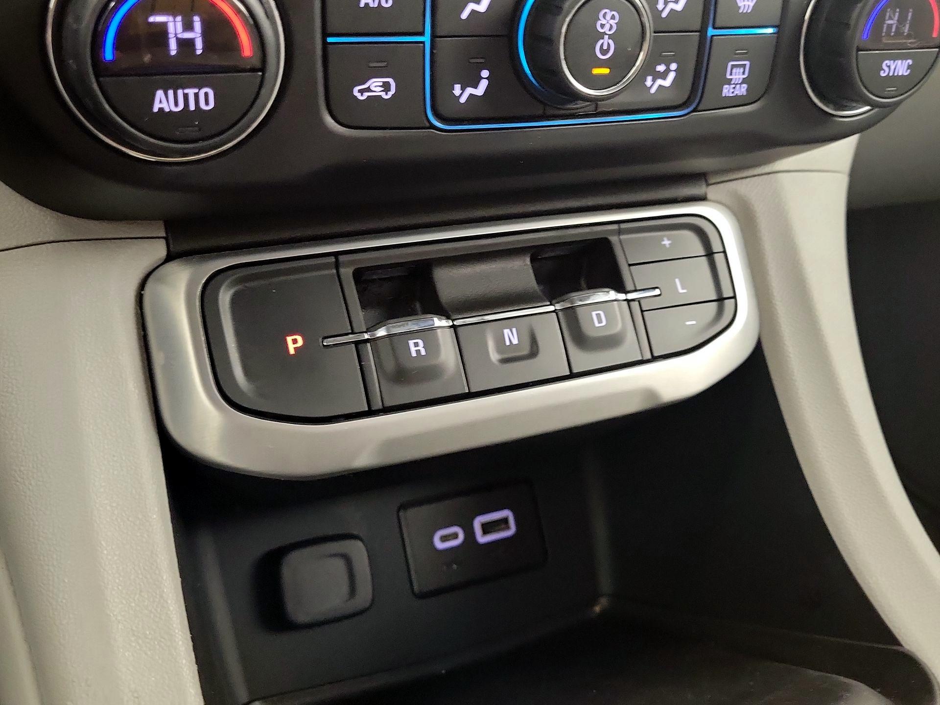 Thumbnail: 2021 GMC Acadia - 15